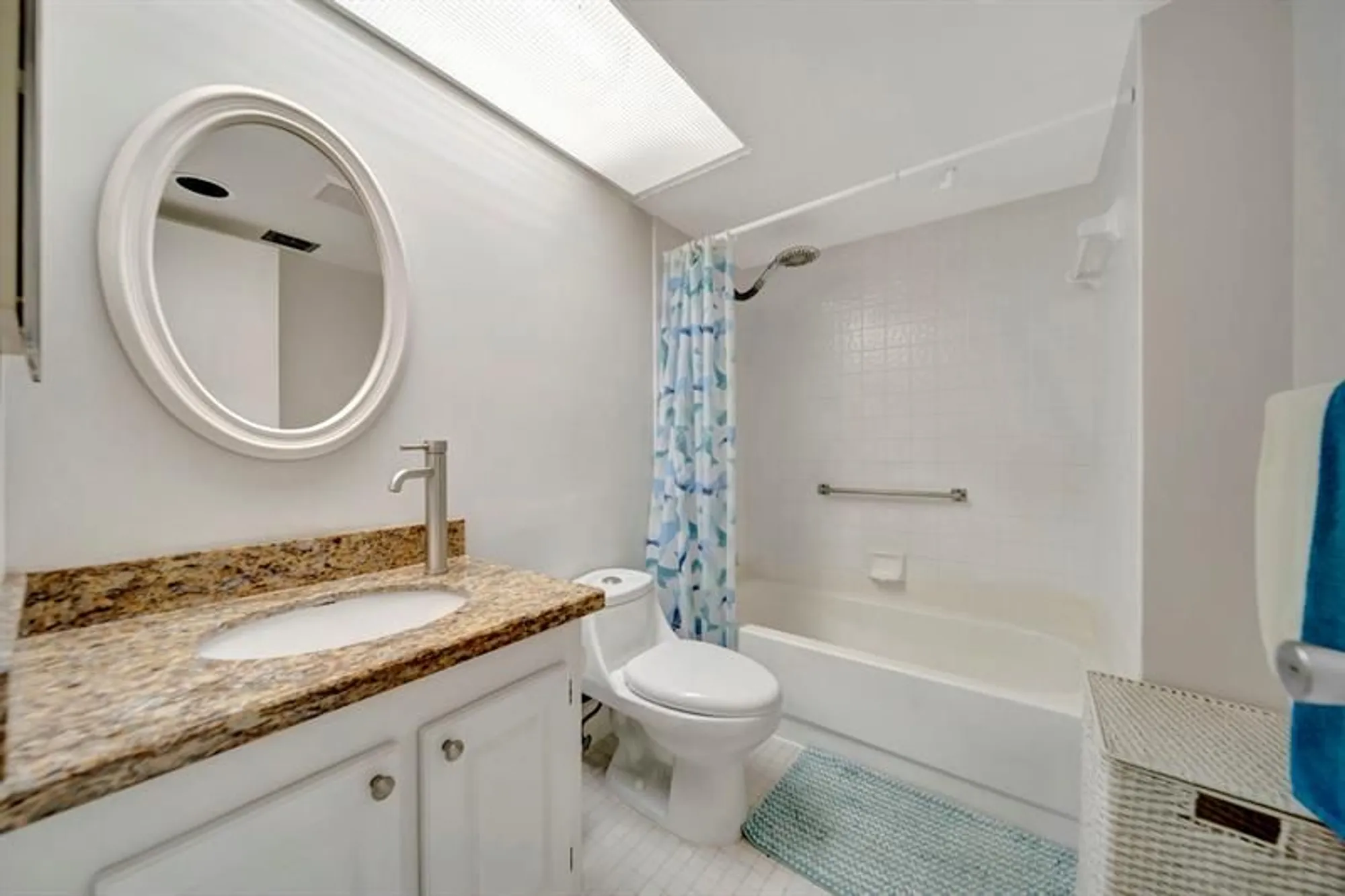 Property Slideshow image 18 of 54 | 900 sw 128th ave, Pembroke Pines, FL, 33027