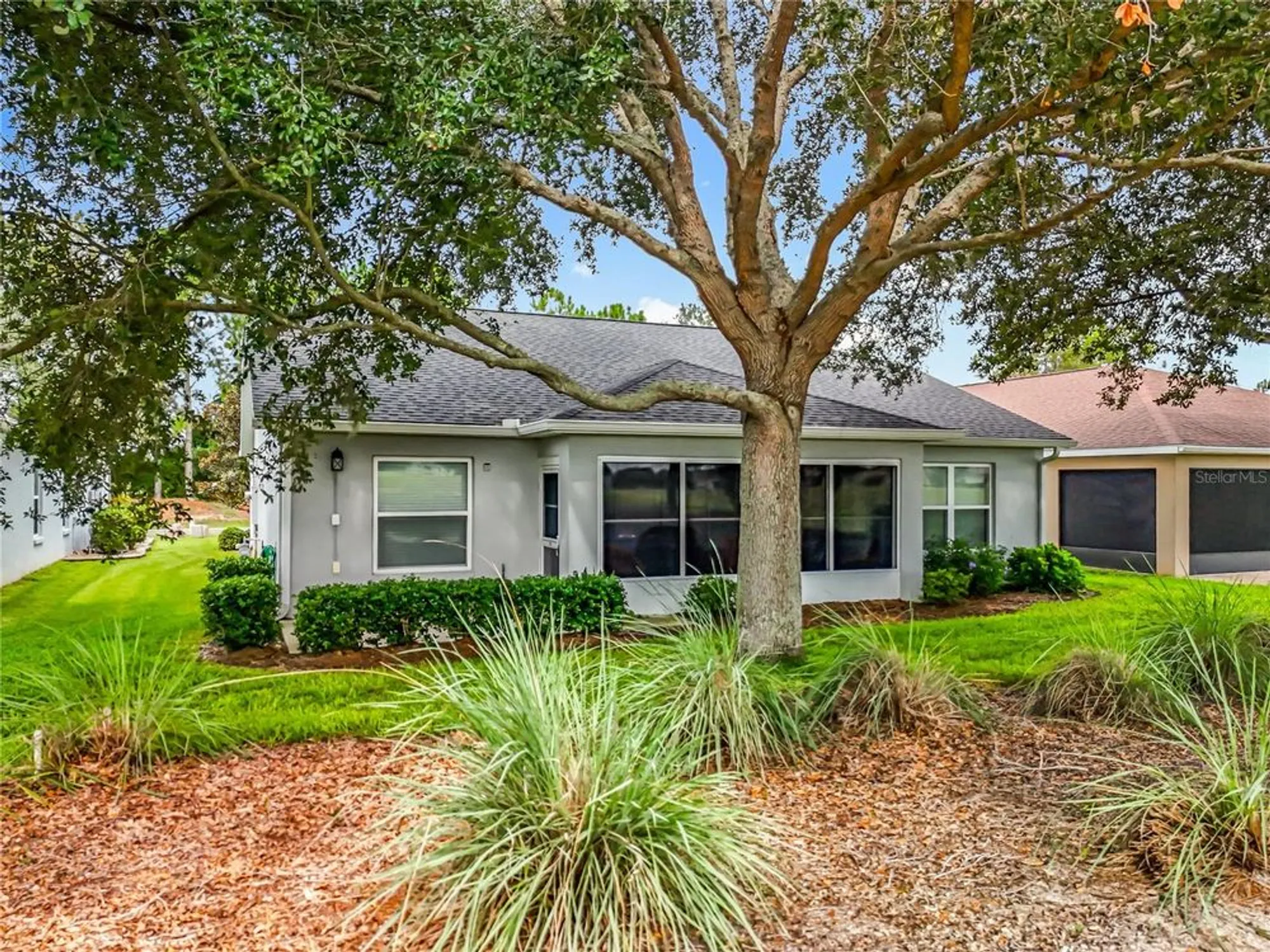 Property Slideshow image 5 of 49 | 27327 roanoke dr, Leesburg, FL, 34748