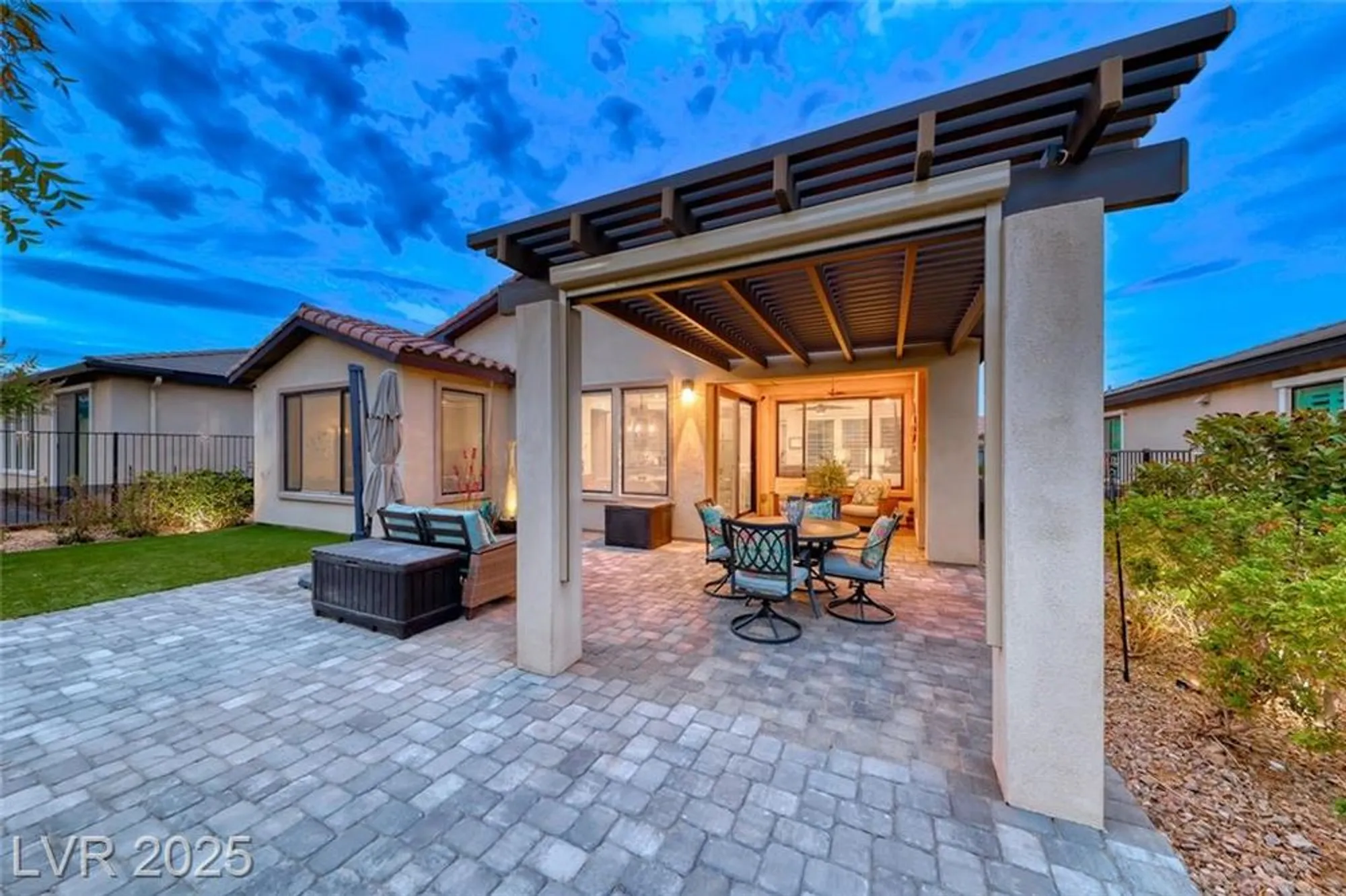 Property Slideshow image 32 of 54 | 13 stone yucca ct, Henderson, NV, 89011