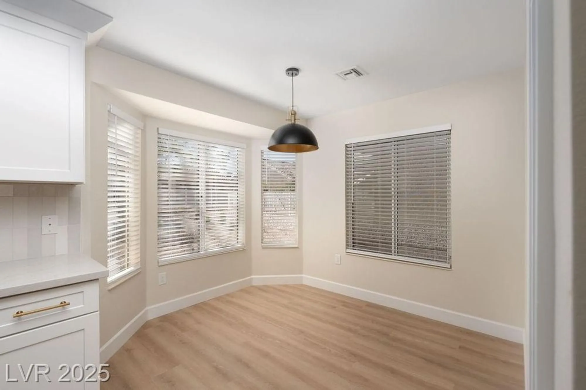 Property Slideshow image 12 of 31 | 8513 festival dr, Las Vegas, NV, 89134