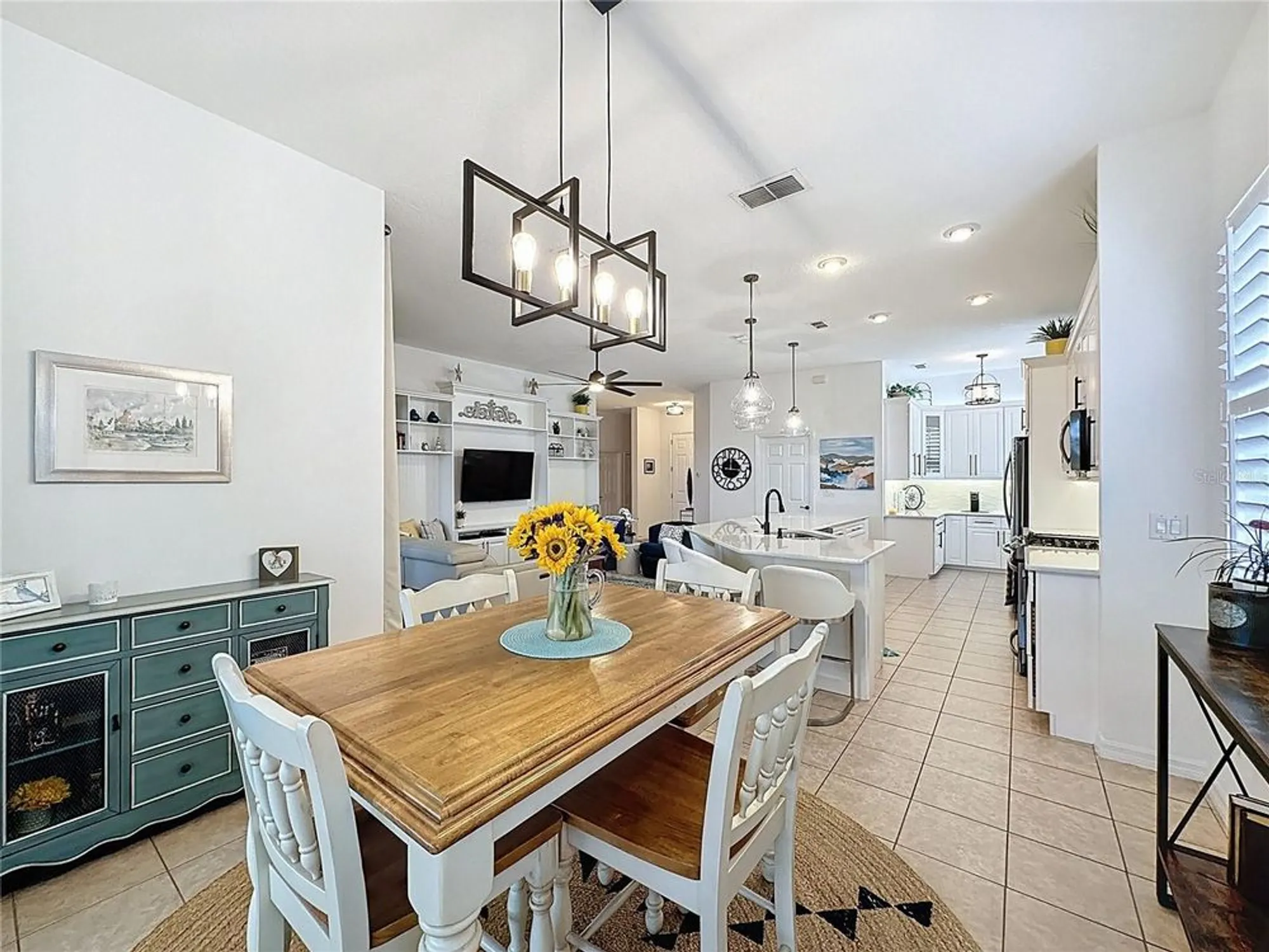 Property Slideshow image 25 of 78 | 135 crepe myrtle dr, Groveland, FL, 34736