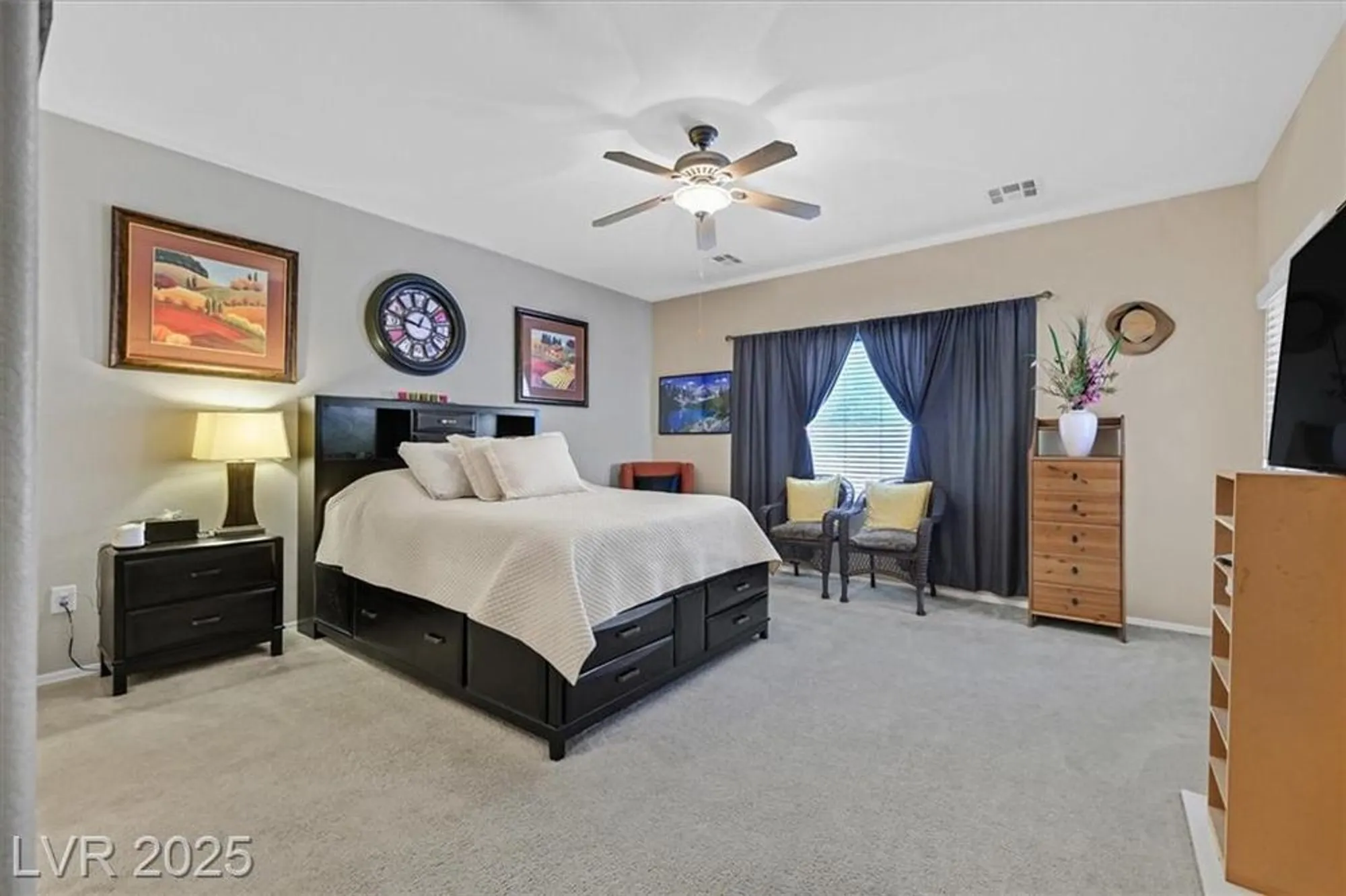 Property Slideshow image 15 of 40 | 2091 waterton rivers dr, Henderson, NV, 89044