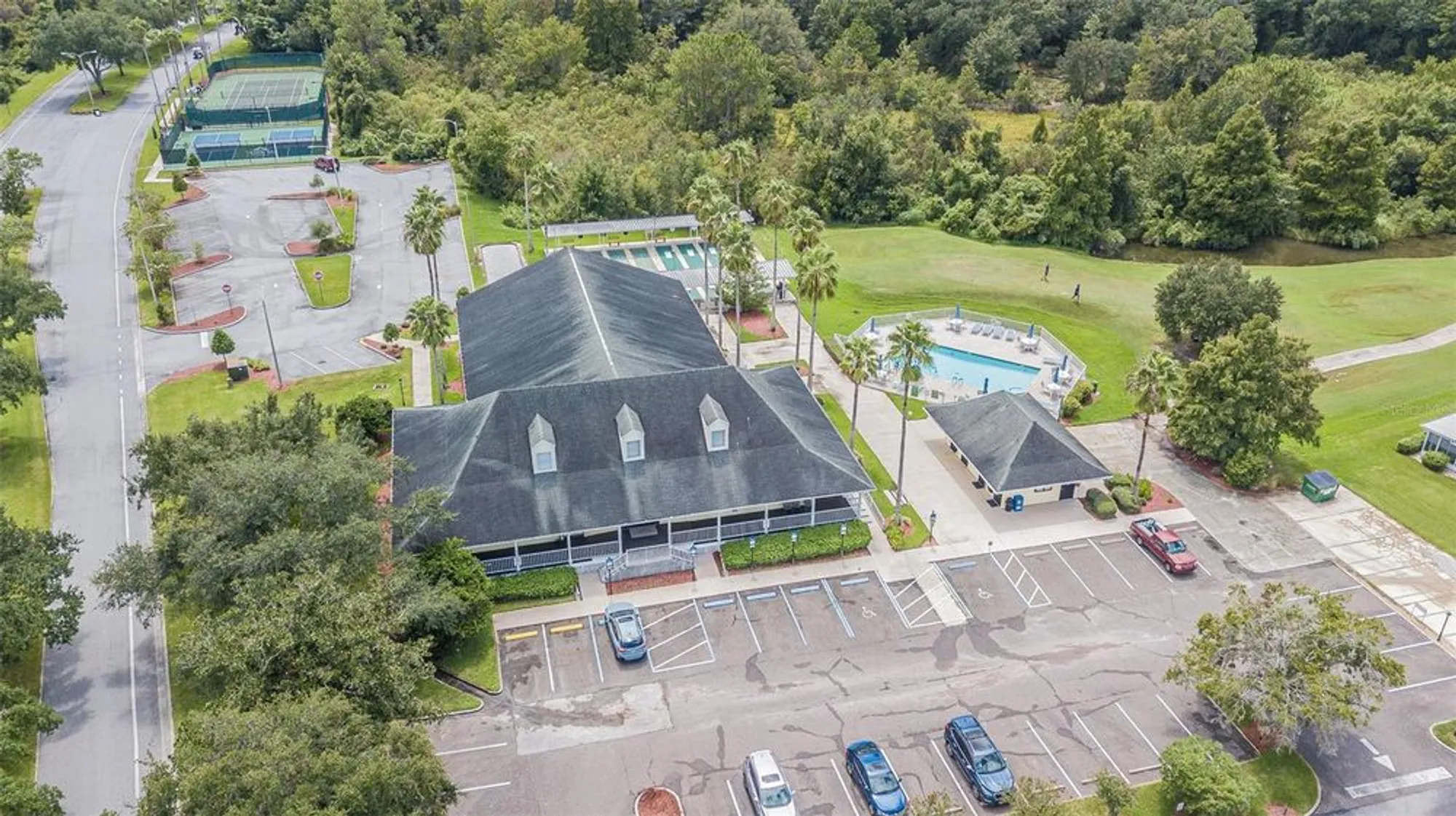 Property Slideshow image 33 of 47 | 10809 collar dr, San Antonio, FL, 33576