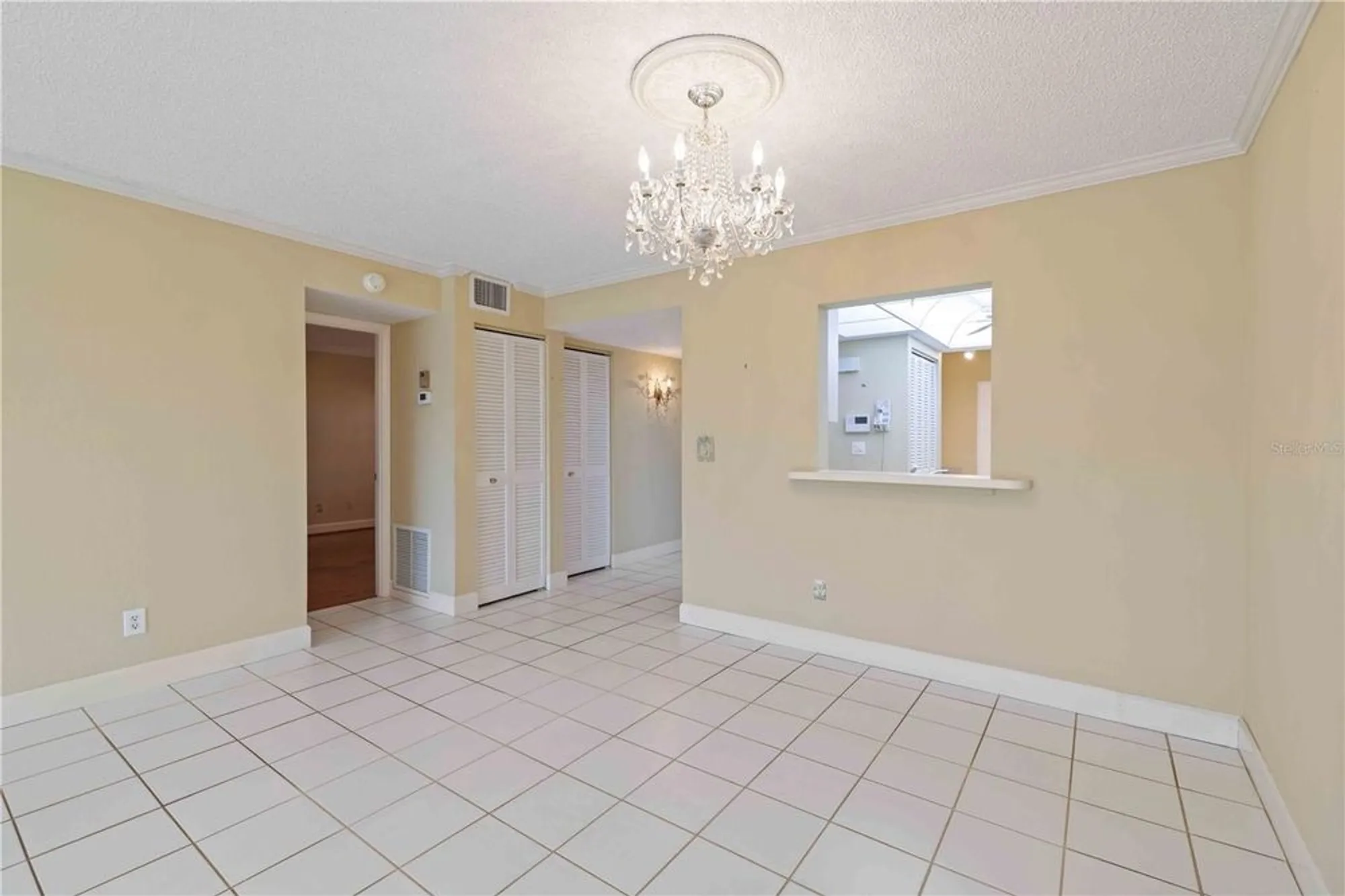 Property Slideshow image 4 of 23 | 6999 w country club dr 125, Sarasota, FL, 34243