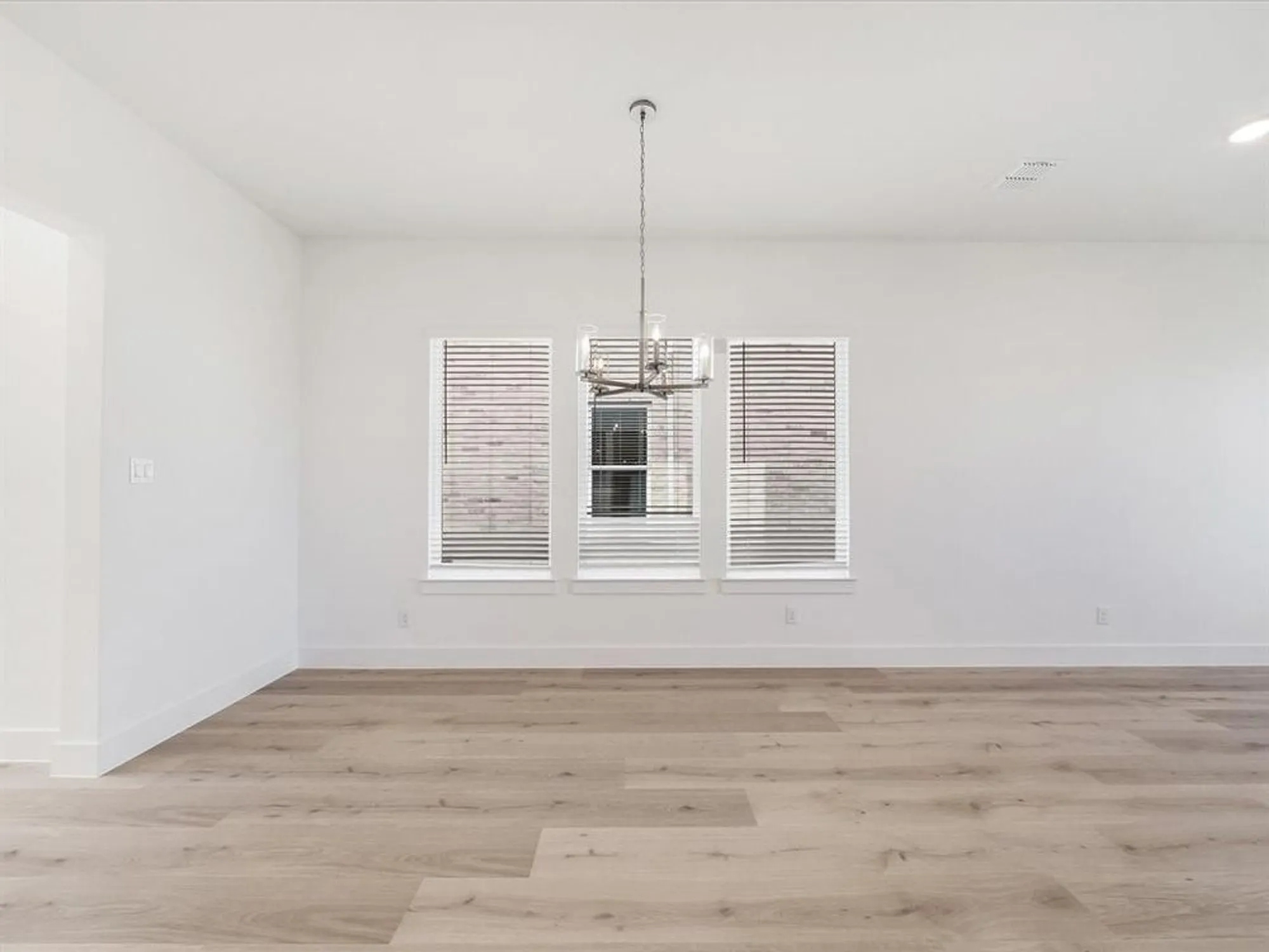 Property Slideshow image 7 of 40 | 1436 imperial ave, Frisco, TX, 75036