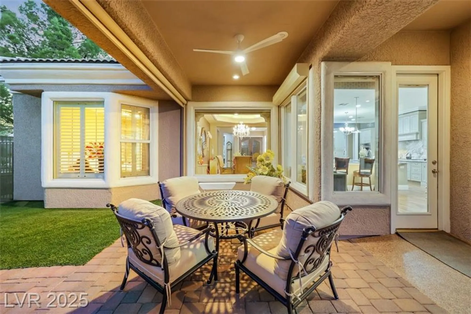 Property Slideshow image 18 of 63 | 4286 pacifico ln, Las Vegas, NV, 89135