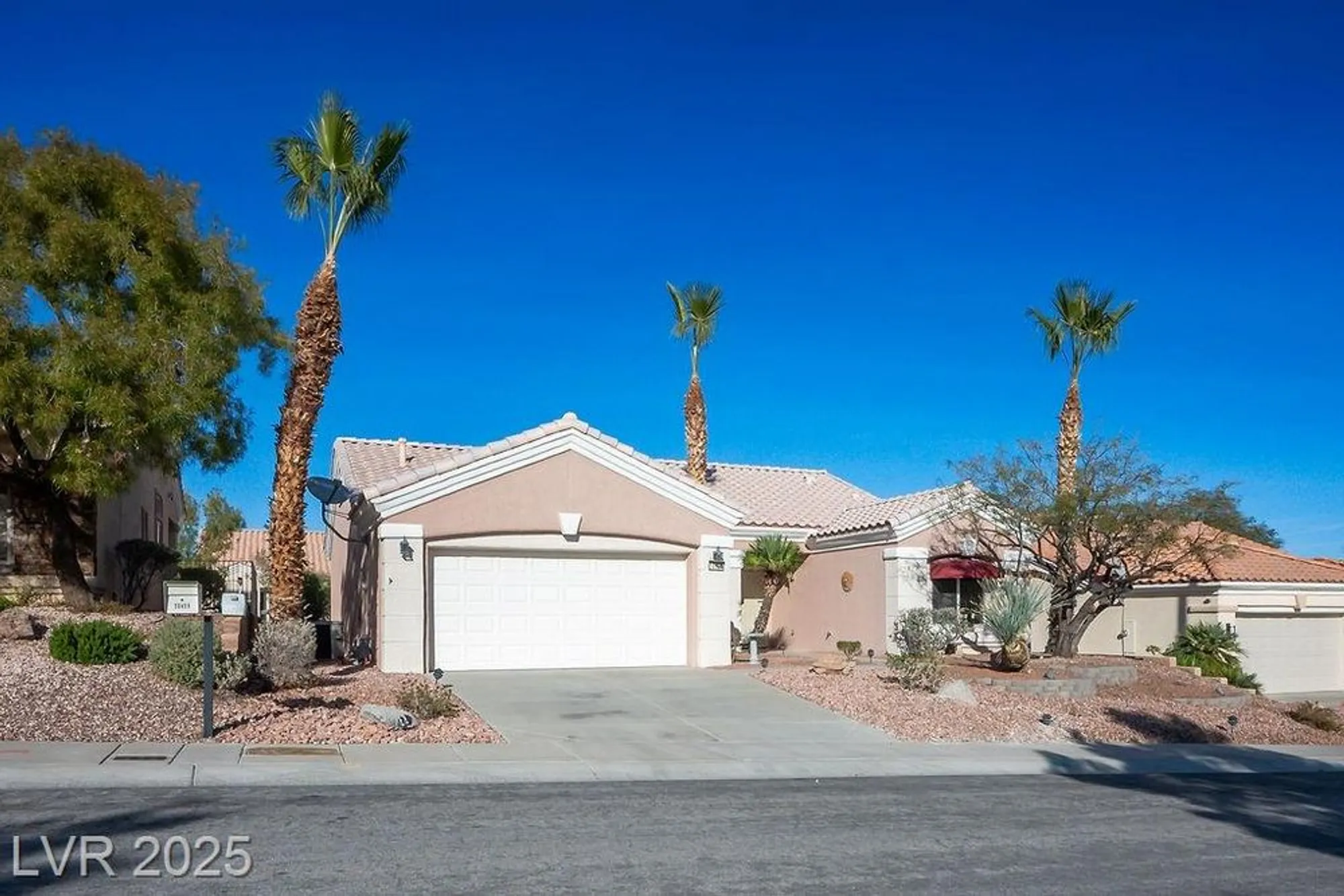 Property Slideshow image 24 of 82 | 10400 sawmill ave, Las Vegas, NV, 89134