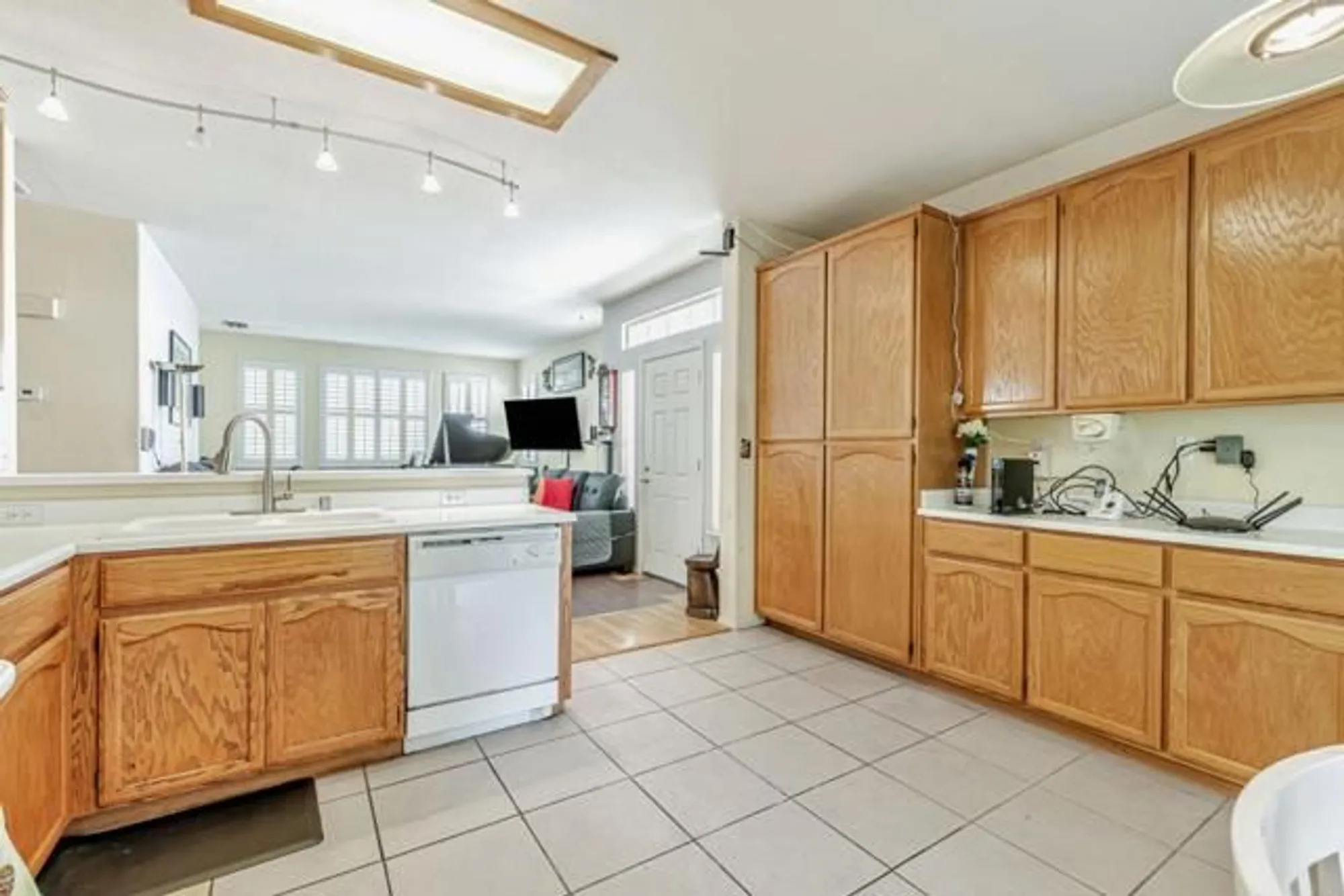 Property Slideshow image 5 of 34 | 782 oakhill way, Rio Vista, CA, 94571