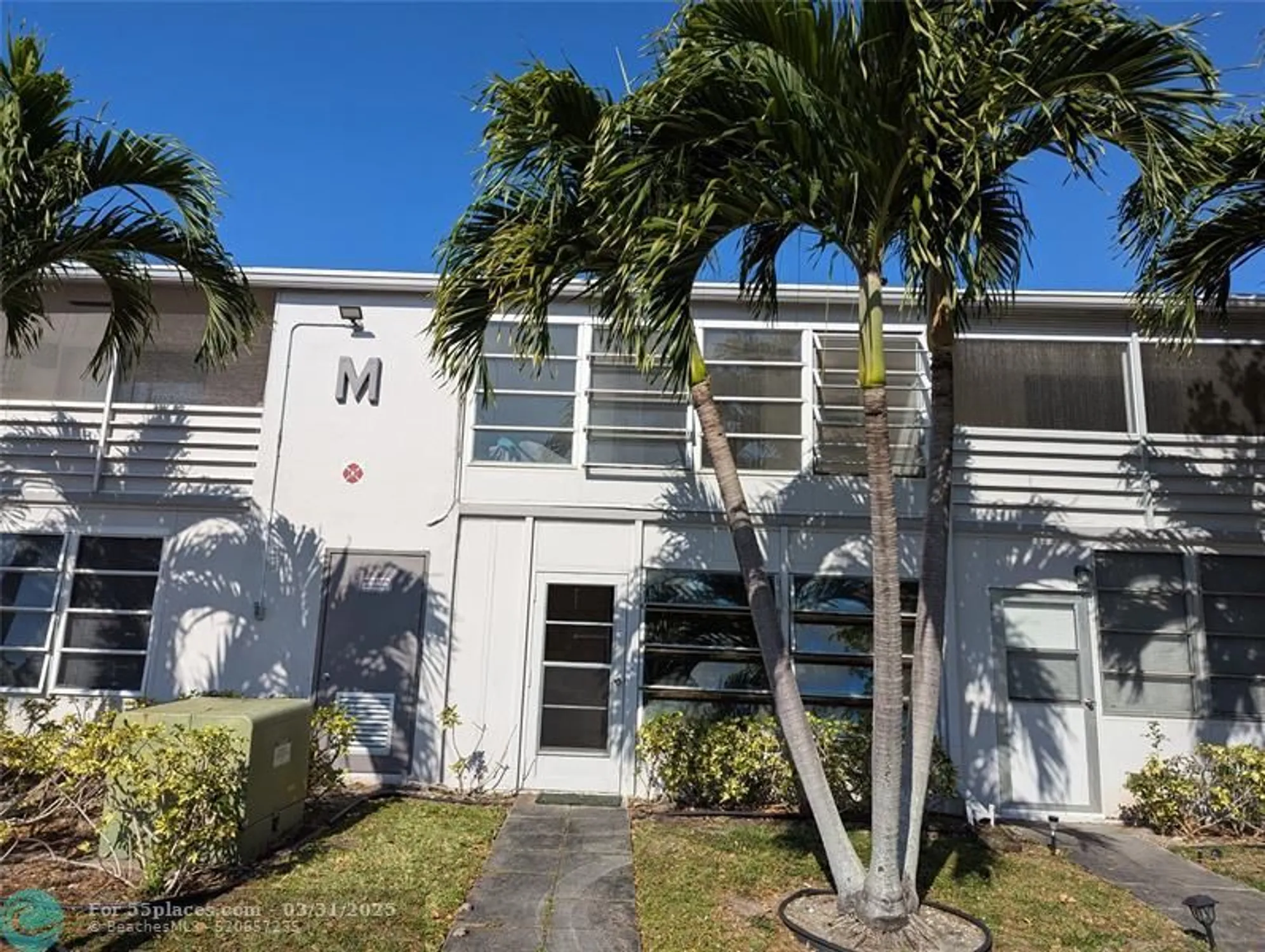 Property Slideshow image 1 of 32 | 190 oakridge m # 190, Deerfield Beach, FL, 33442