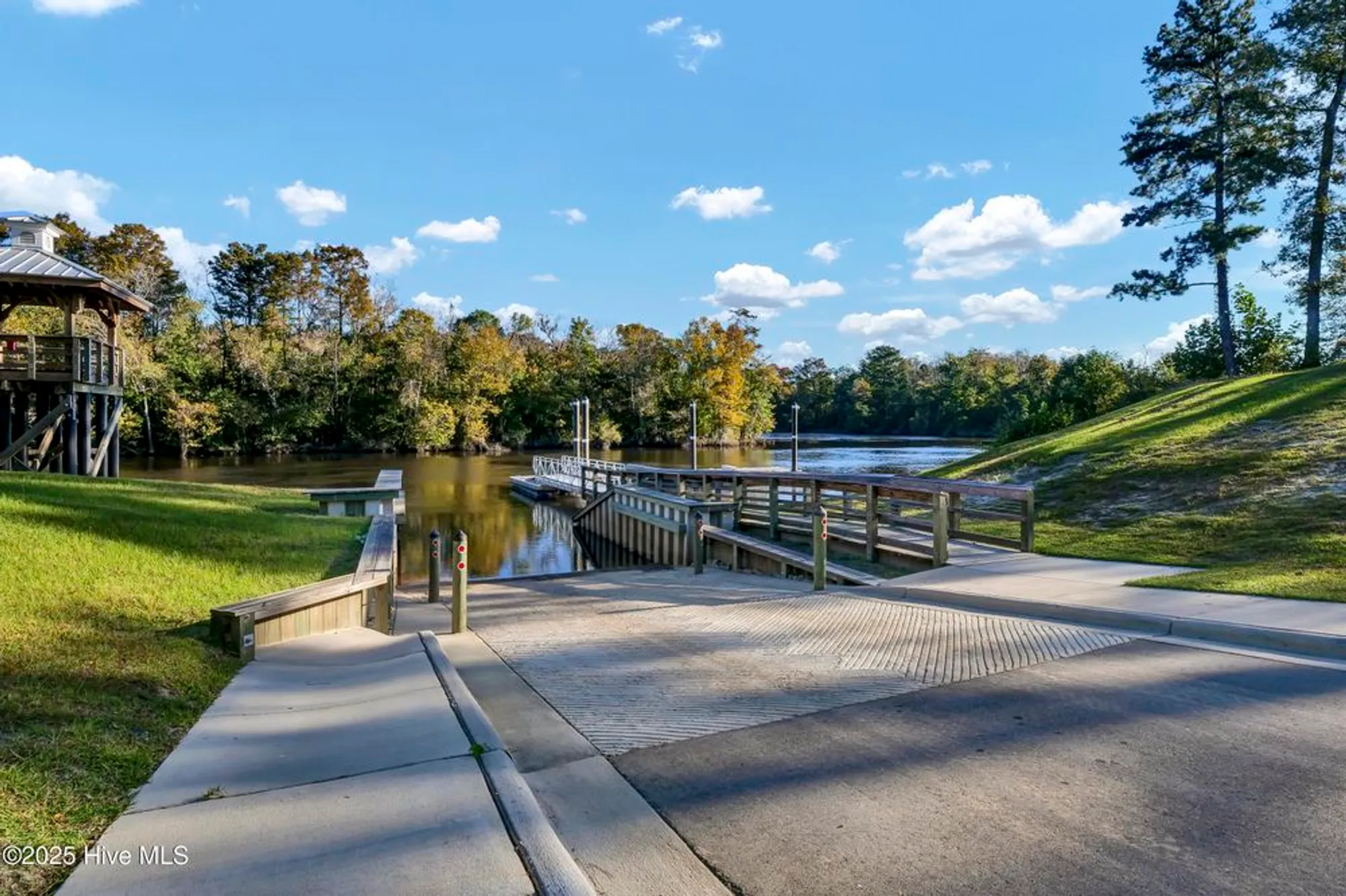 Property Slideshow image 65 of 77 | 9362 fallen pear ln, Leland, NC, 28451