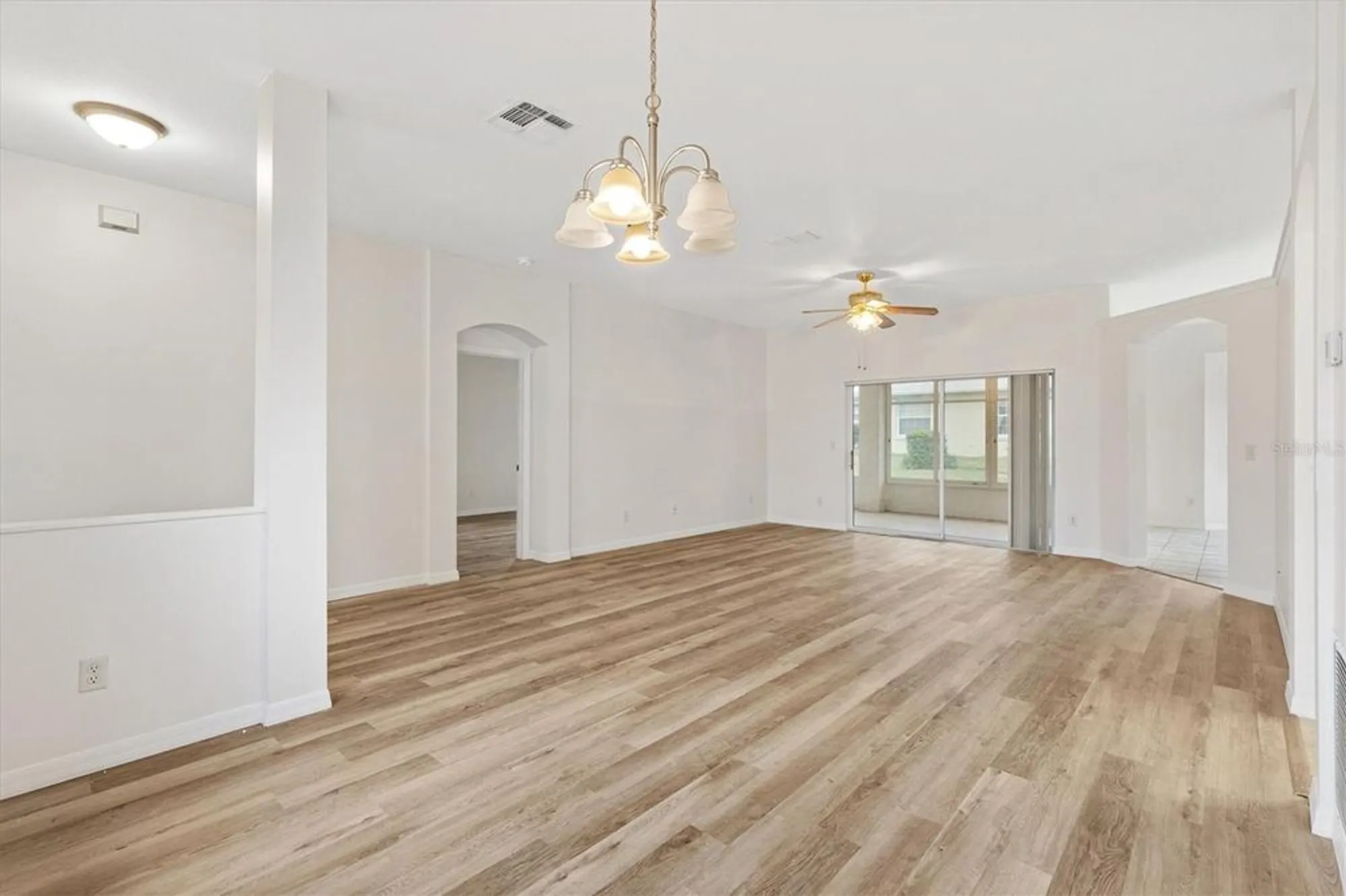 Property Slideshow image 11 of 61 | 17409 se 111th cir, Summerfield, FL, 34491