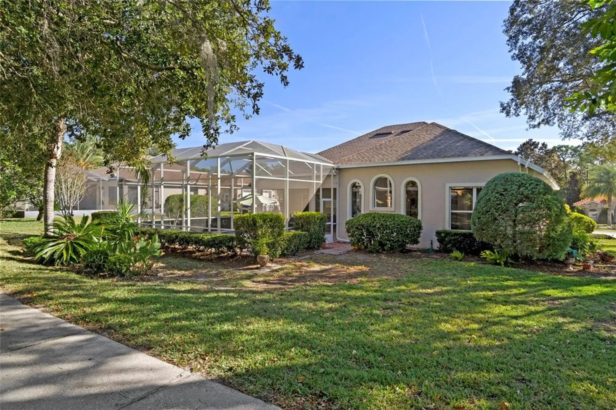 Property Slideshow image 4 of 58 | 8789 mississippi run, Weeki Wachee, FL, 34613