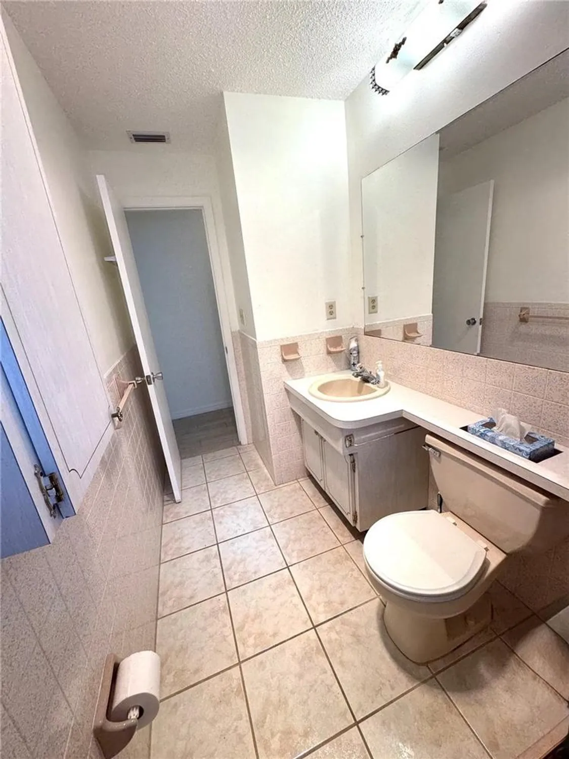 Property Slideshow image 46 of 56 | 10063 40th st n # 3, Pinellas Park, FL, 33782