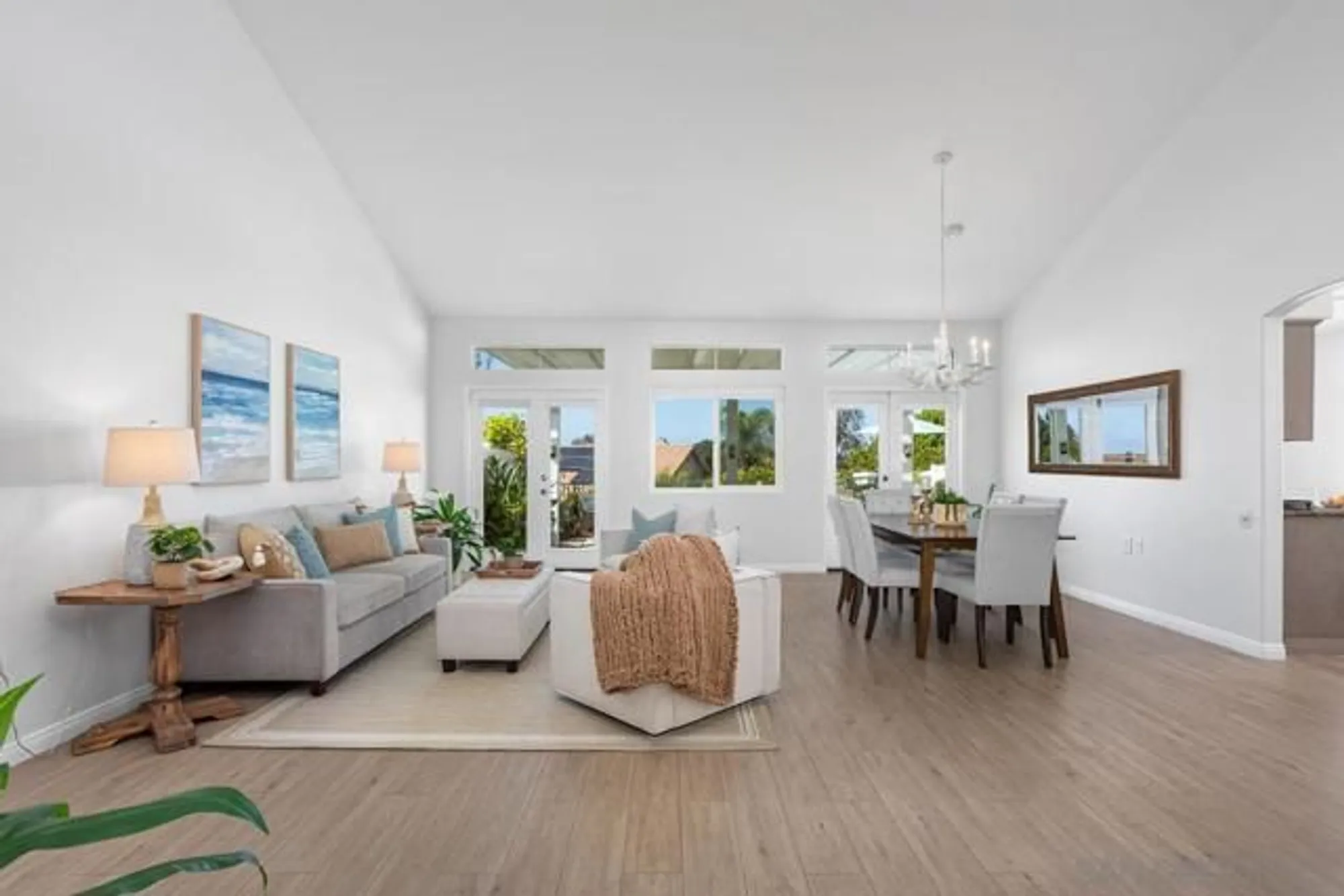 Property Slideshow image 9 of 45 | 3328 malta way, Oceanside, CA, 92056