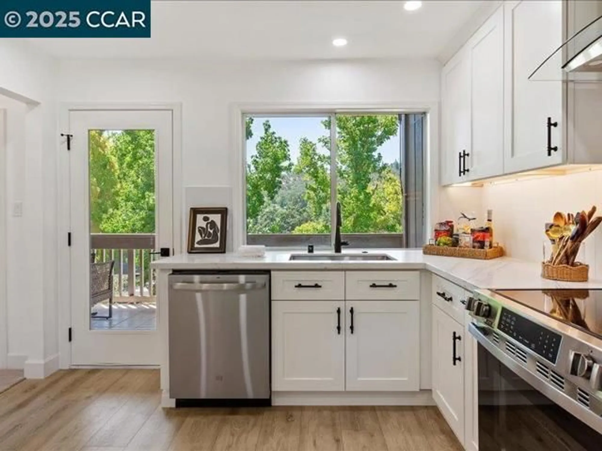 Property Slideshow image 14 of 23 | 2175 cactus ct 3, Walnut Creek, CA, 94595