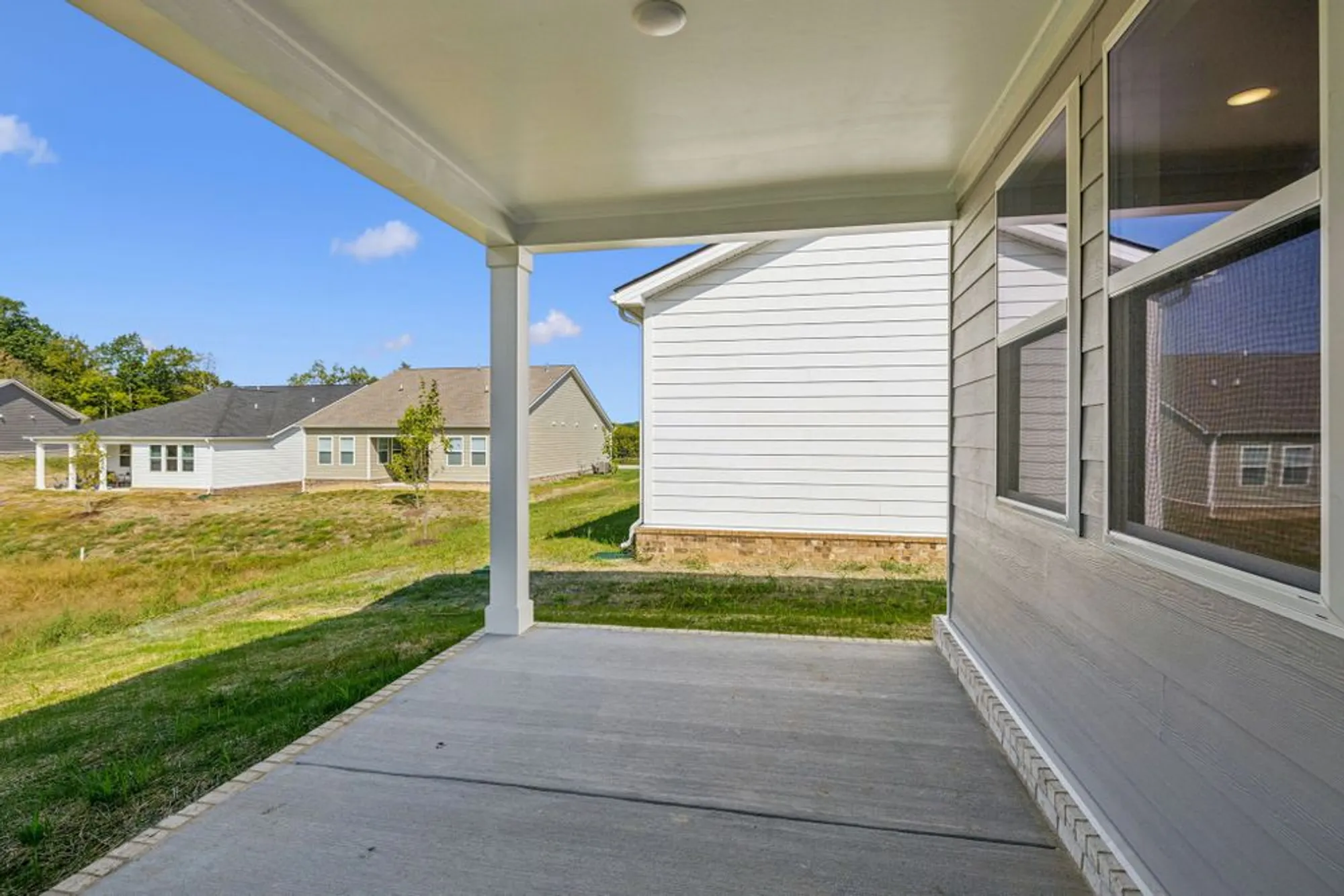 Property Slideshow image 40 of 48 | 312 stonehaus cir, Antioch, TN, 37013