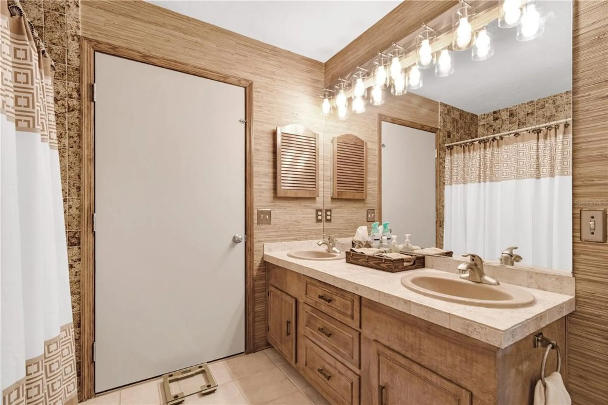 Property Slideshow image 46 of 66 | 3555 sw 24th avenue rd, Ocala, FL, 34471