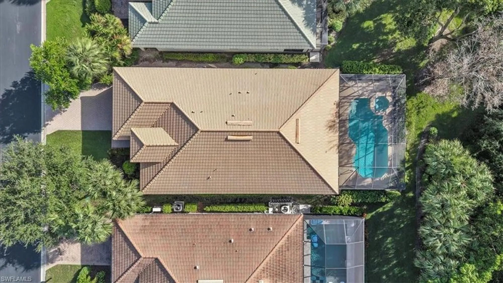 Property Slideshow image 37 of 50 | 3470 lakeview isle ct, Fort Myers, FL, 33905