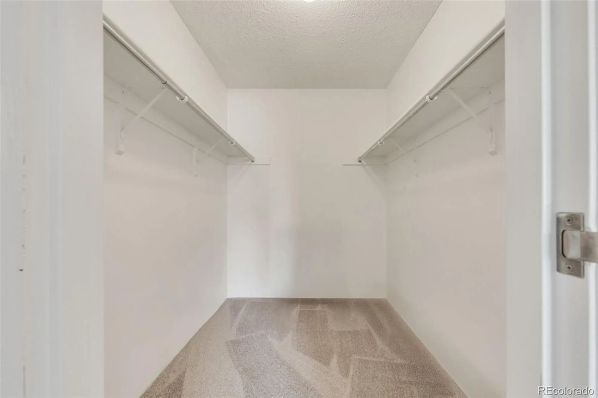 Property Slideshow image 20 of 40 | 13992 e marina dr 109, Aurora, CO, 80014