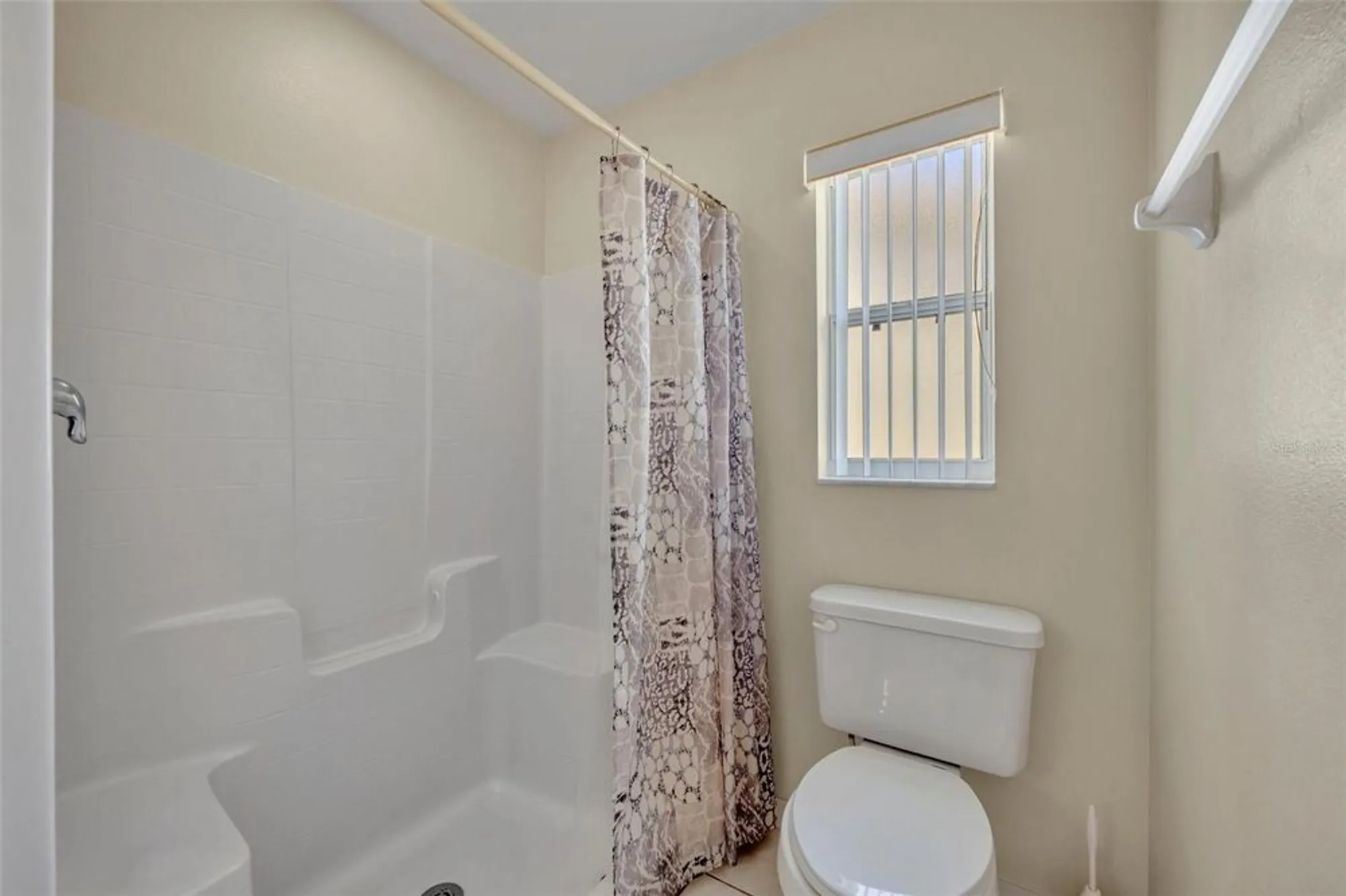 Property Slideshow image 25 of 35 | 540 grand canal dr, Kissimmee, FL, 34759