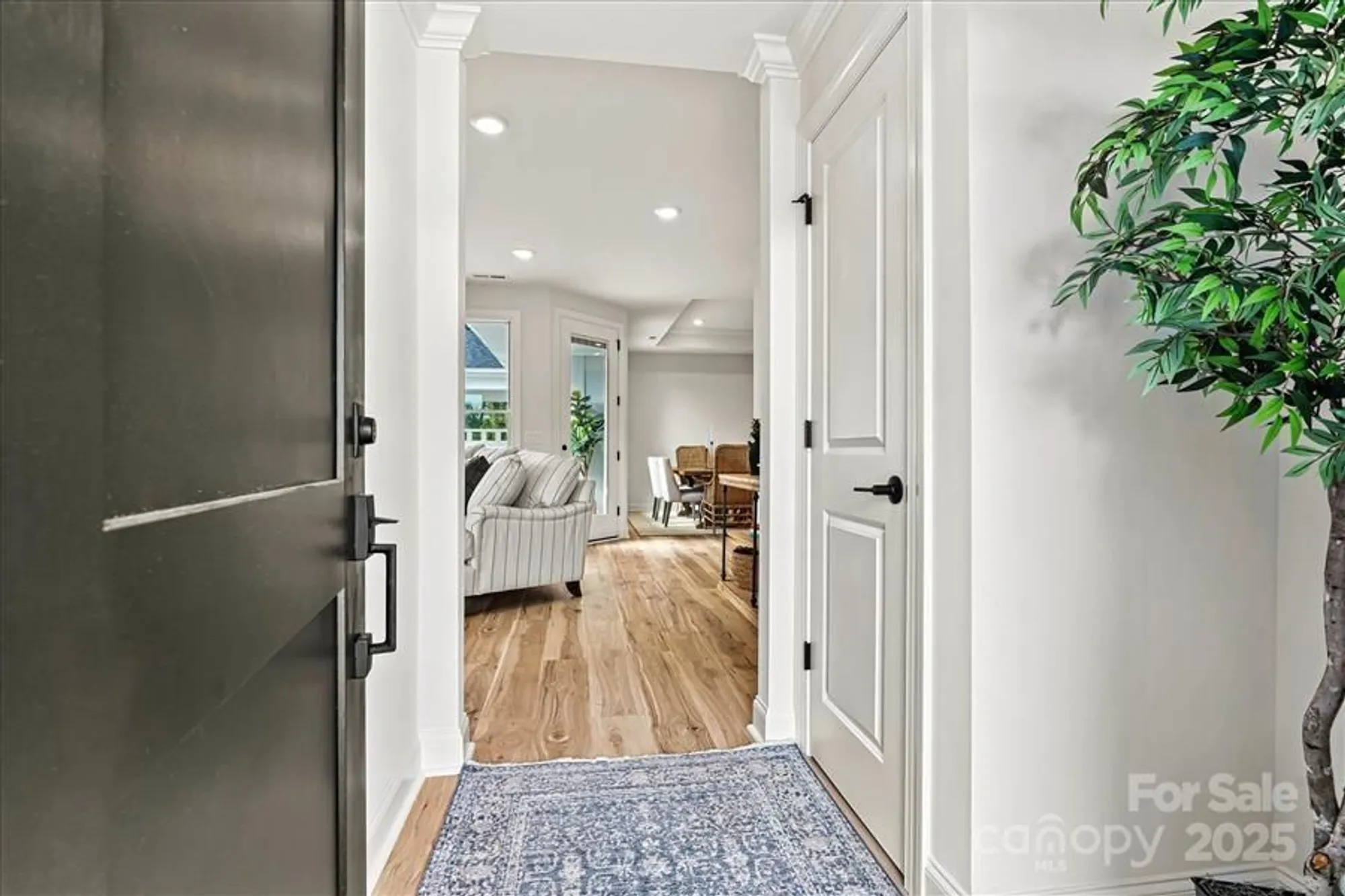 Property Slideshow image 6 of 34 | 114 alenda lux cir # 3, Mooresville, NC, 28115