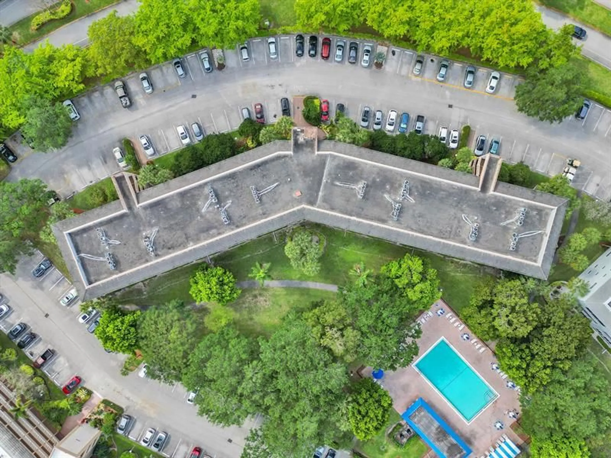 Property Slideshow image 27 of 64 | 3002 portofino isle c3, Coconut Creek, FL, 33066