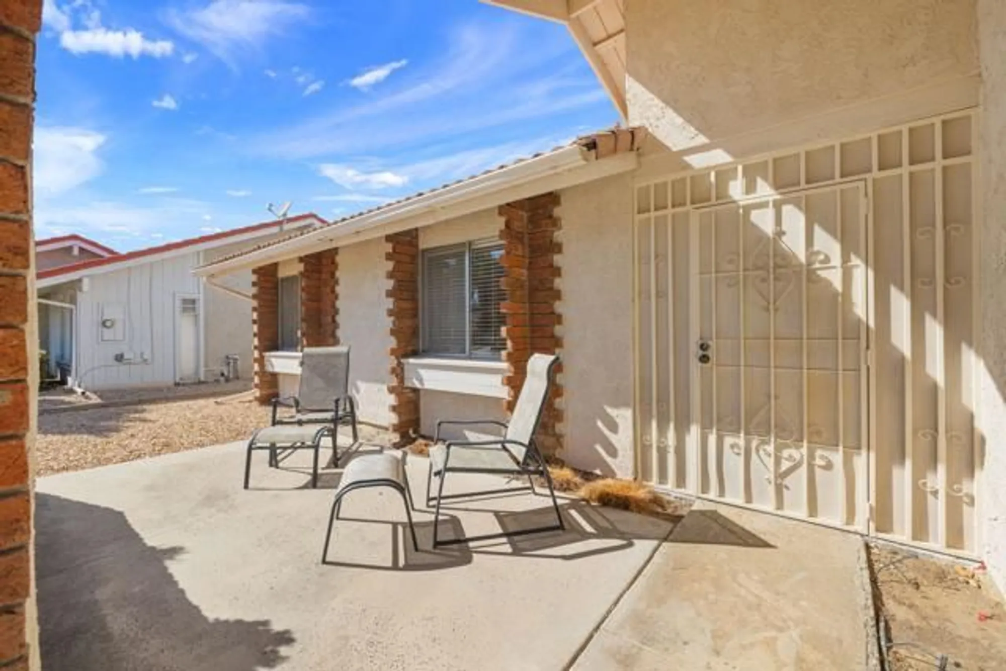 Property Slideshow image 35 of 41 | 2050 silver oak way, Hemet, CA, 92545
