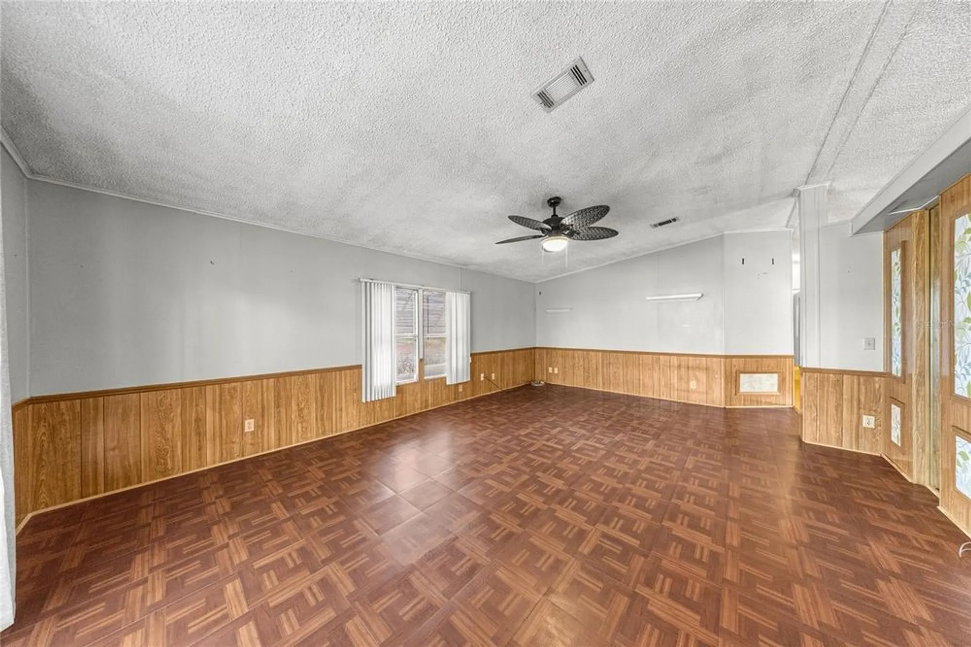 Property Slideshow image 9 of 40 | 6366 sw 84th ln, Ocala, FL, 34476