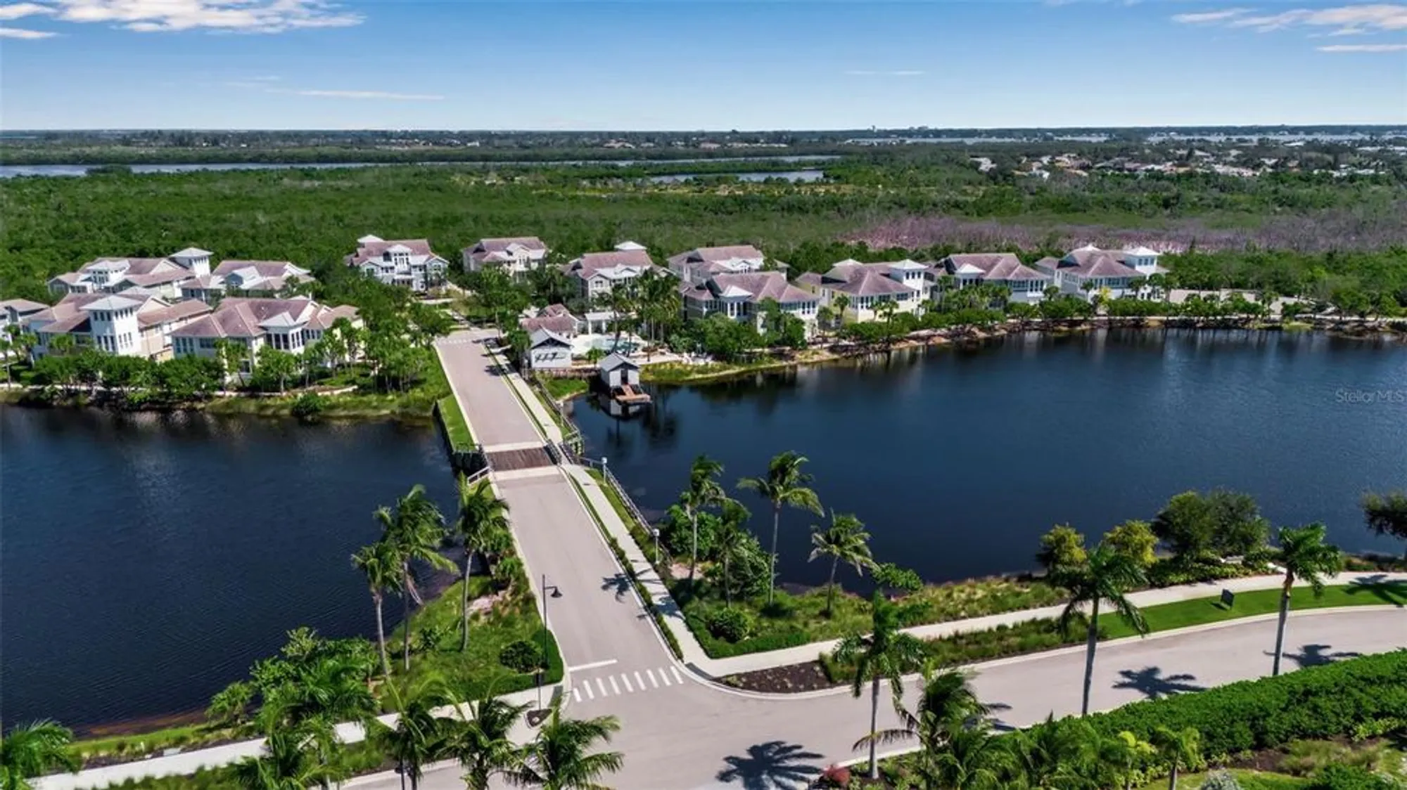 Property Slideshow image 71 of 99 | 321 sapphire lake dr 202, Bradenton, FL, 34209