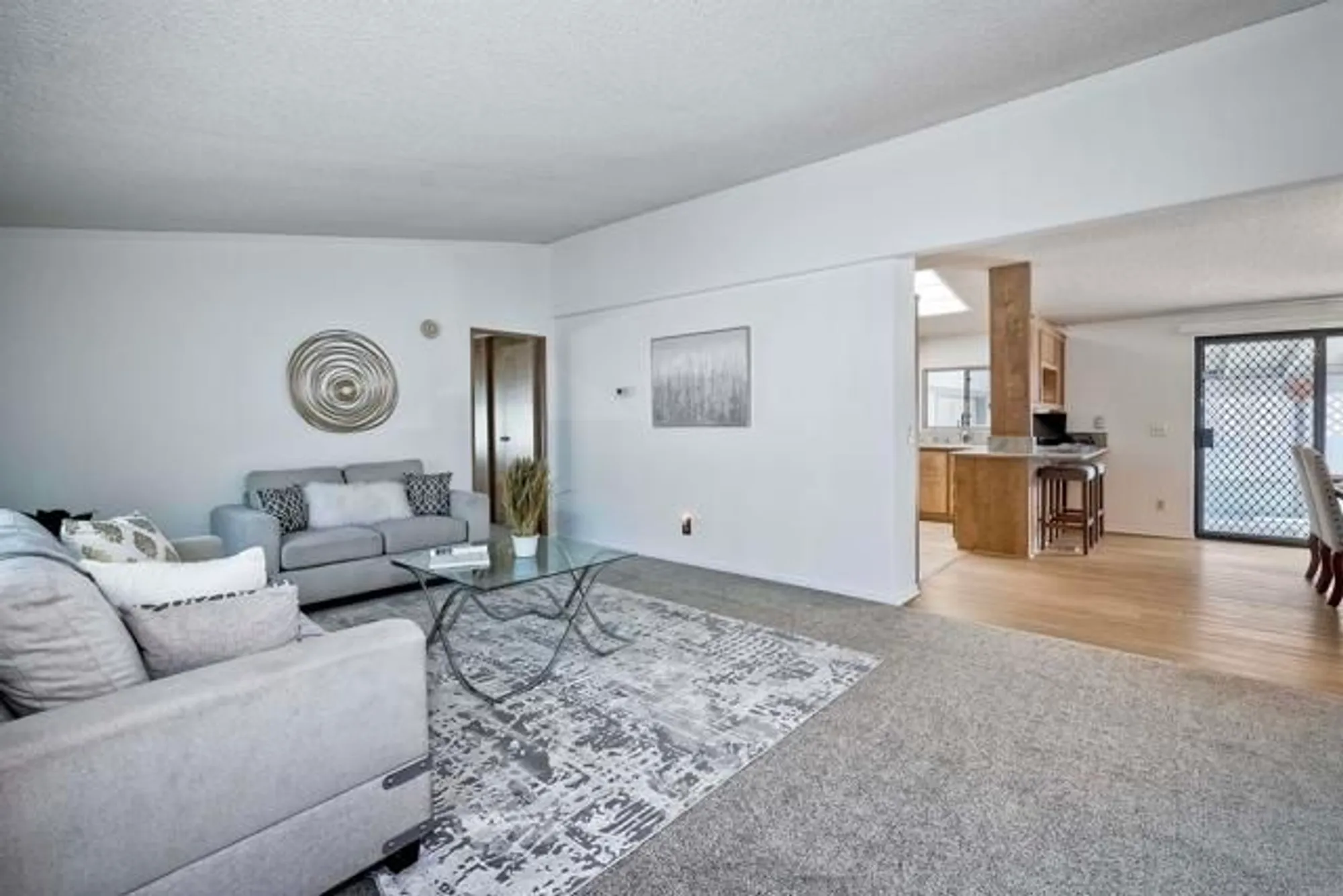 Property Slideshow image 3 of 42 | 1146 via santa paulo, Vista, CA, 92081