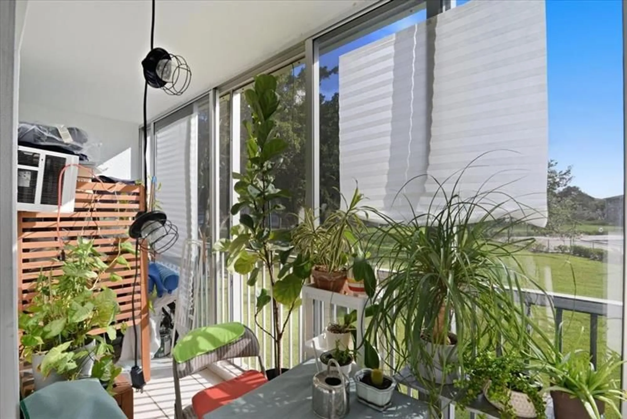 Property Slideshow image 13 of 29 | 13300 sw 1st st o206, Pembroke Pines, FL, 33027