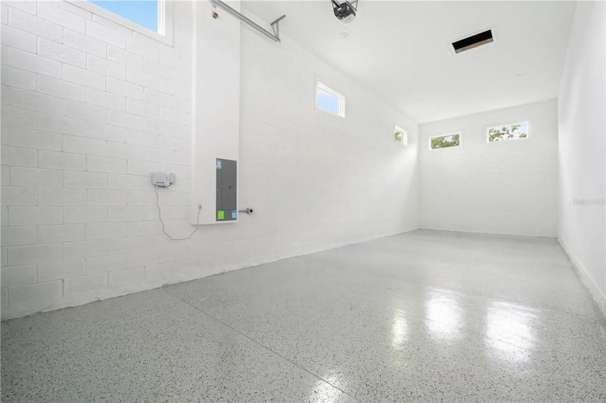 Property Slideshow image 29 of 45 | 9177 players dr, Weeki Wachee, FL, 34613