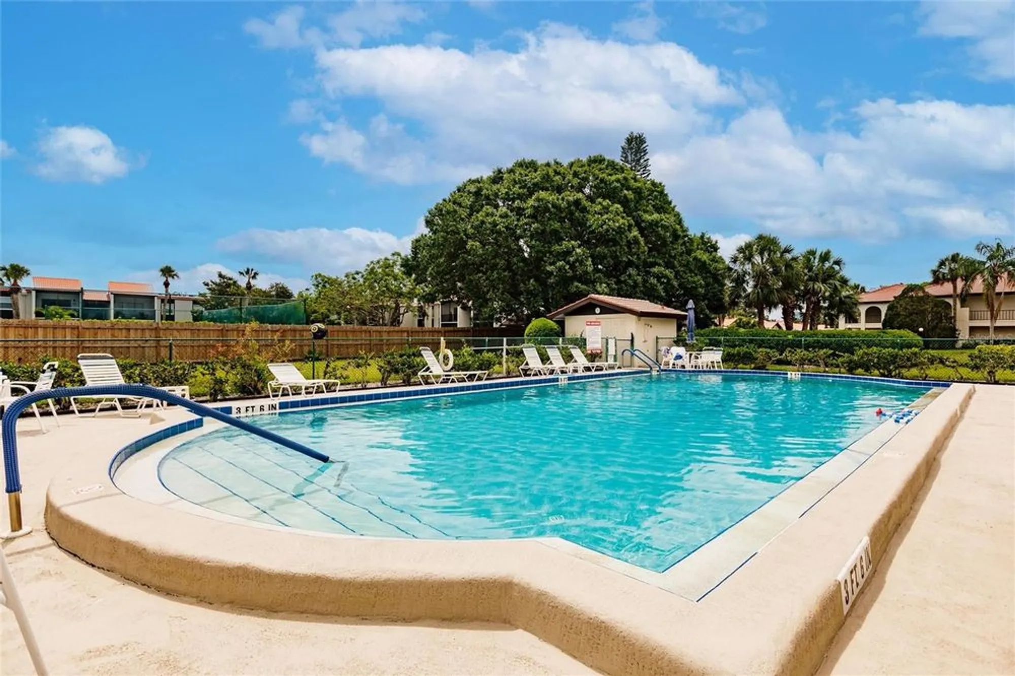 Property Slideshow image 38 of 42 | 3540 hispania pl 214, Sarasota, FL, 34232