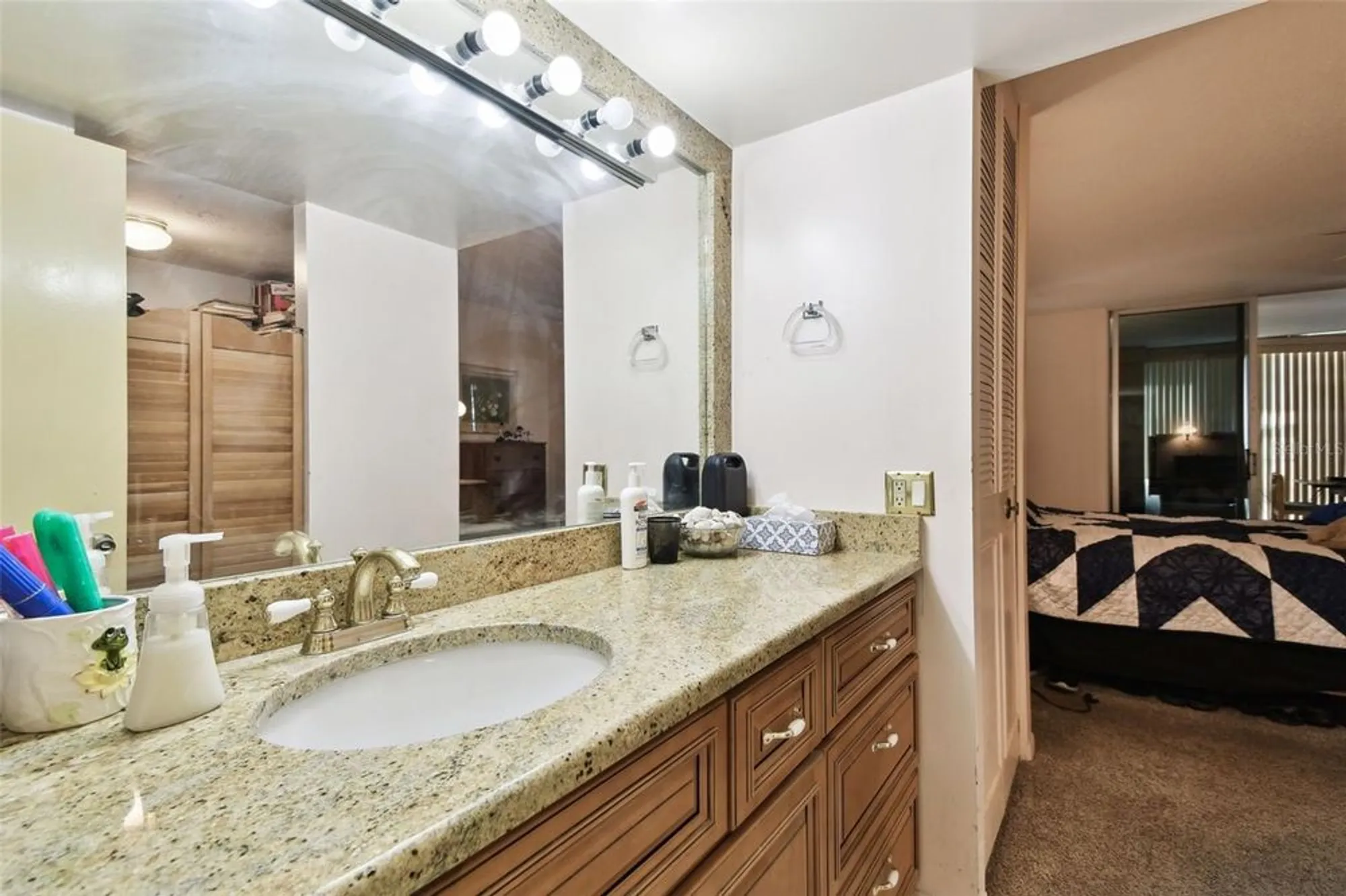 Property Slideshow image 27 of 93 | 7400 sun island dr 207, South Pasadena, FL, 33707