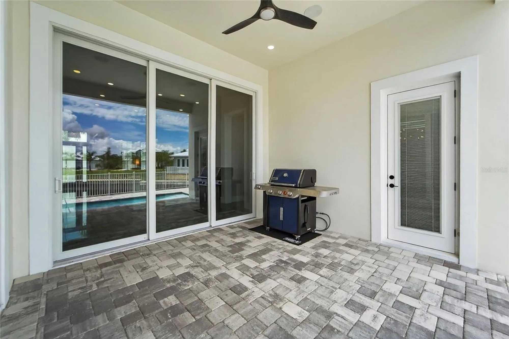Property Slideshow image 5 of 100 | 5713 tybee island dr, Apollo Beach, FL, 33572