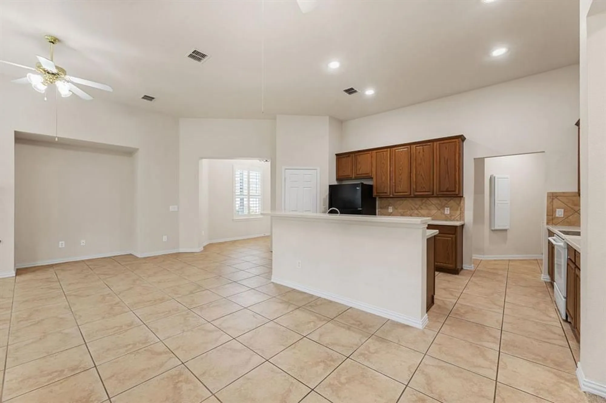 Property Slideshow image 11 of 38 | 719 scenic ranch cir, Fairview, TX, 75069