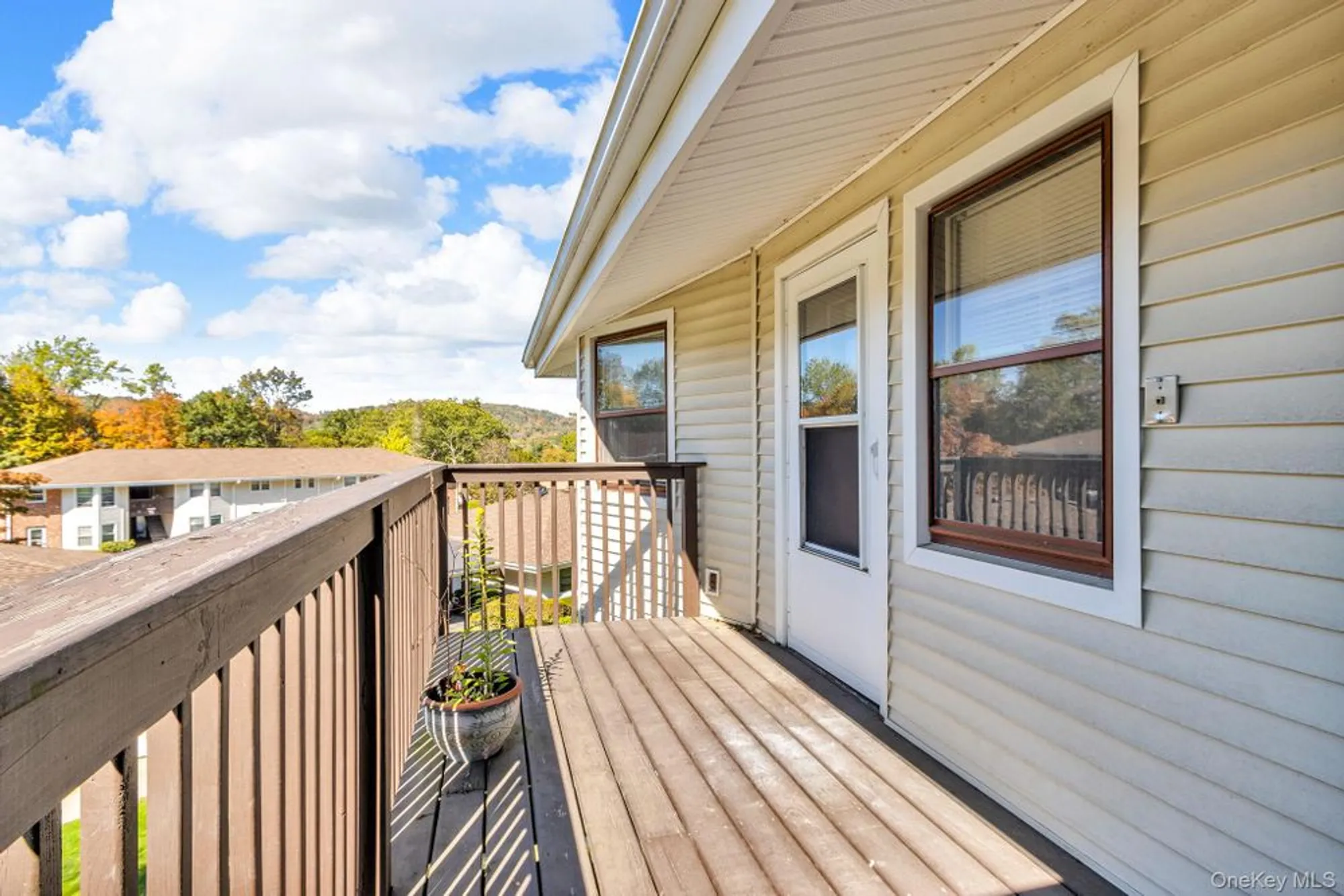 Property Slideshow image 32 of 44 | 34 warwick pl c, Yorktown Heights, NY, 10598