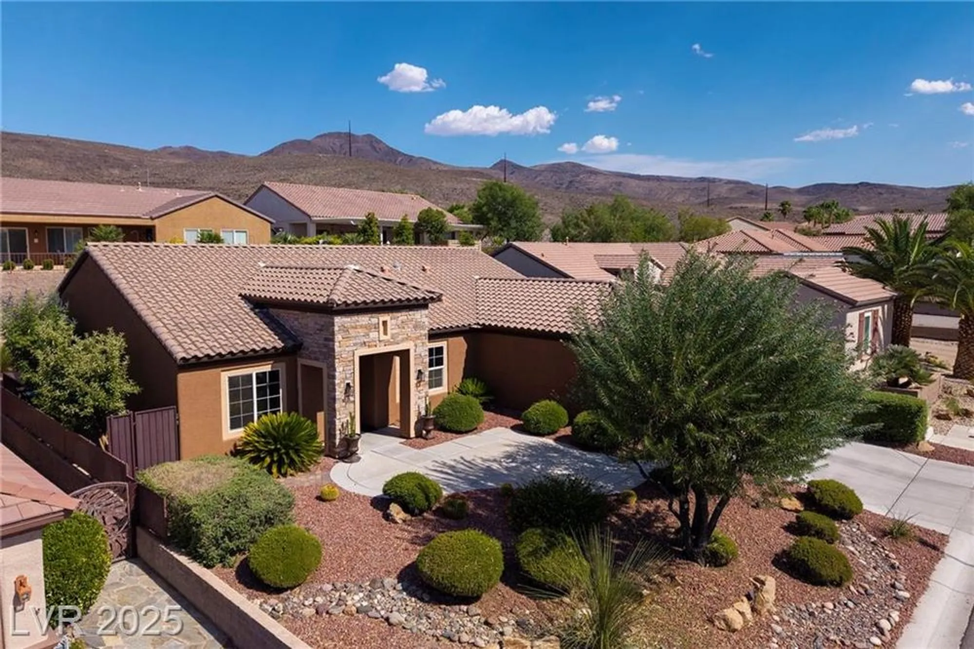 Property Slideshow image 34 of 47 | 2188 bannerwood st, Henderson, NV, 89044