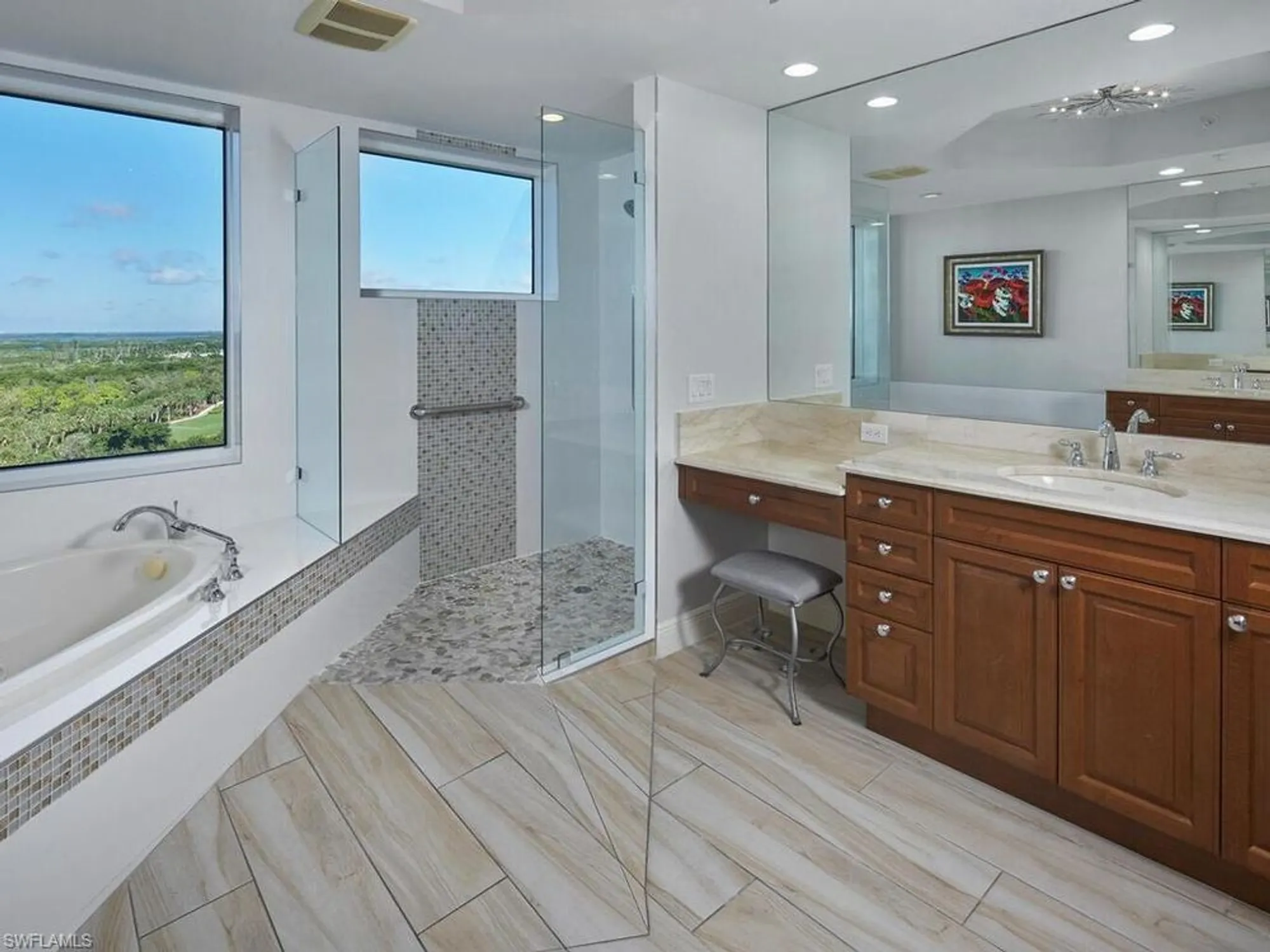 Property Slideshow image 12 of 25 | 23850 via italia cir apt 805, Estero, FL, 34134