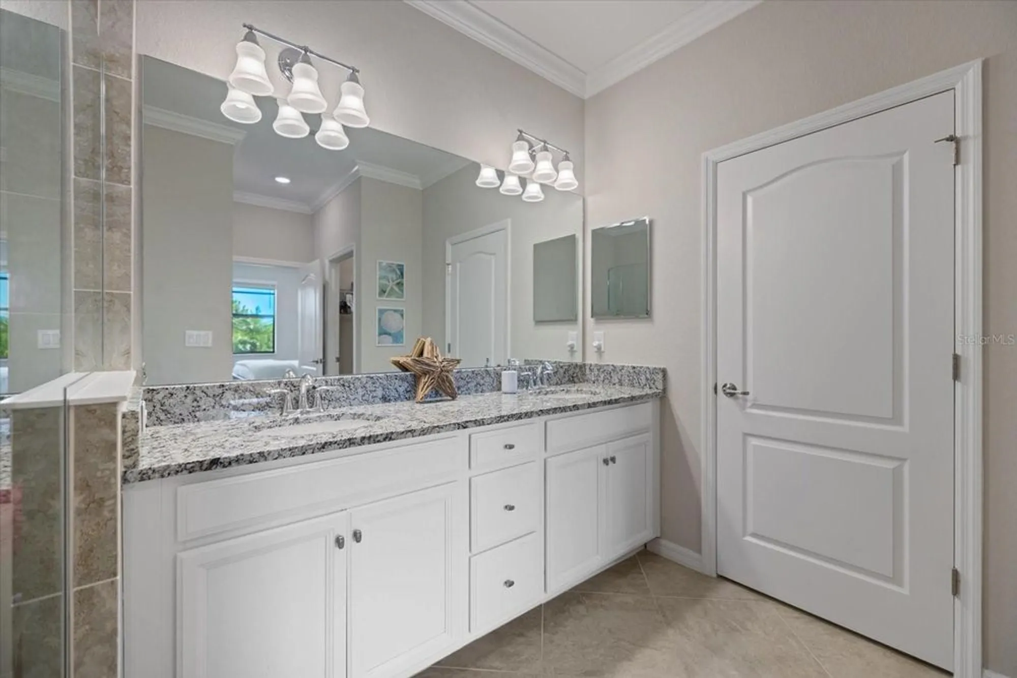Property Slideshow image 30 of 65 | 10209 fiddlewood dr, Venice, FL, 34293