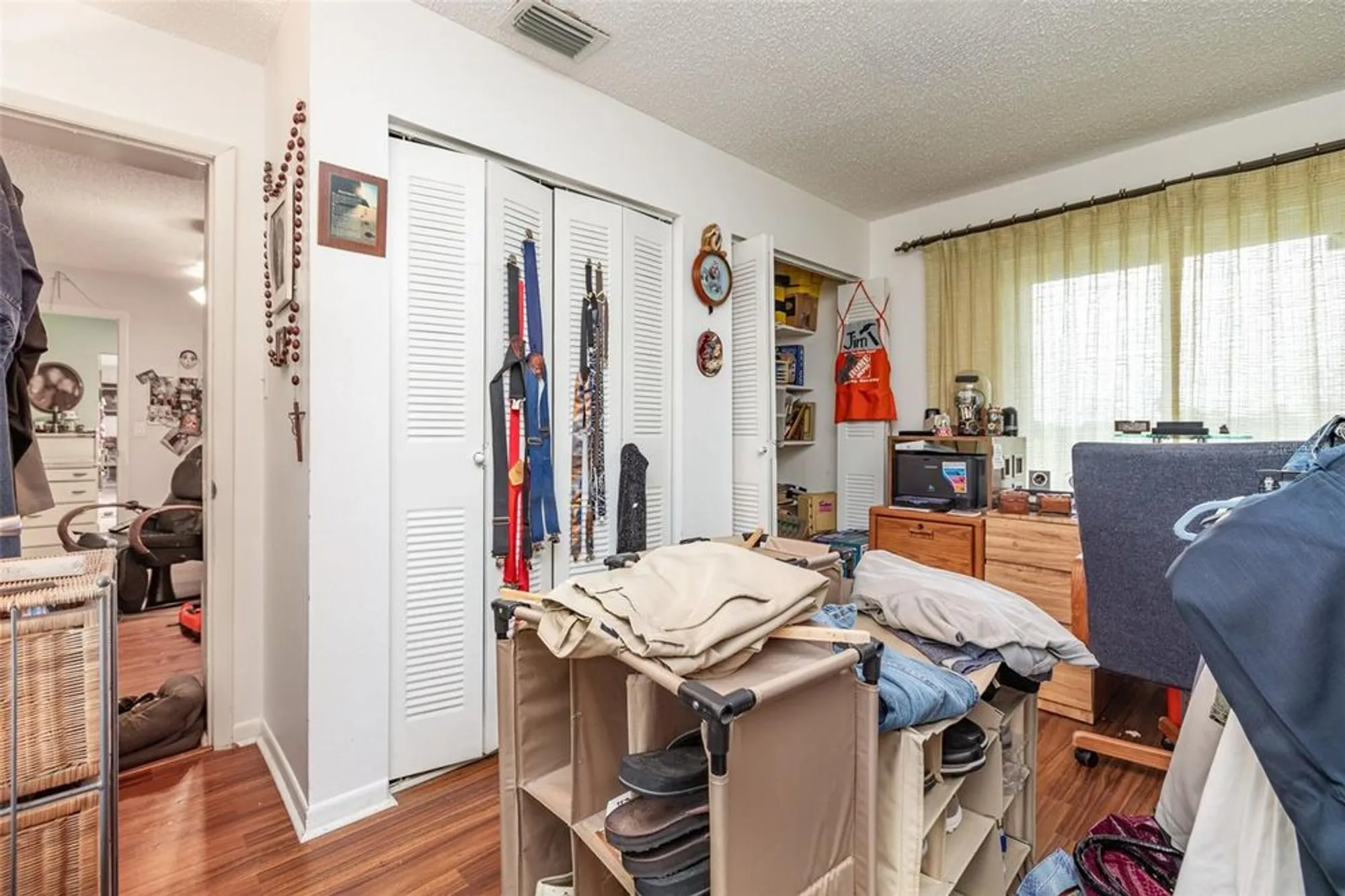 Property Slideshow image 20 of 48 | 305 cranston pl, Sun City Center, FL, 33573
