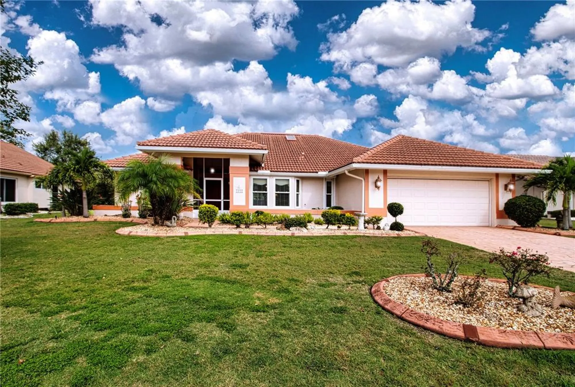 Property Slideshow image 11 of 61 | 2039 berry roberts dr, Sun City Center, FL, 33573