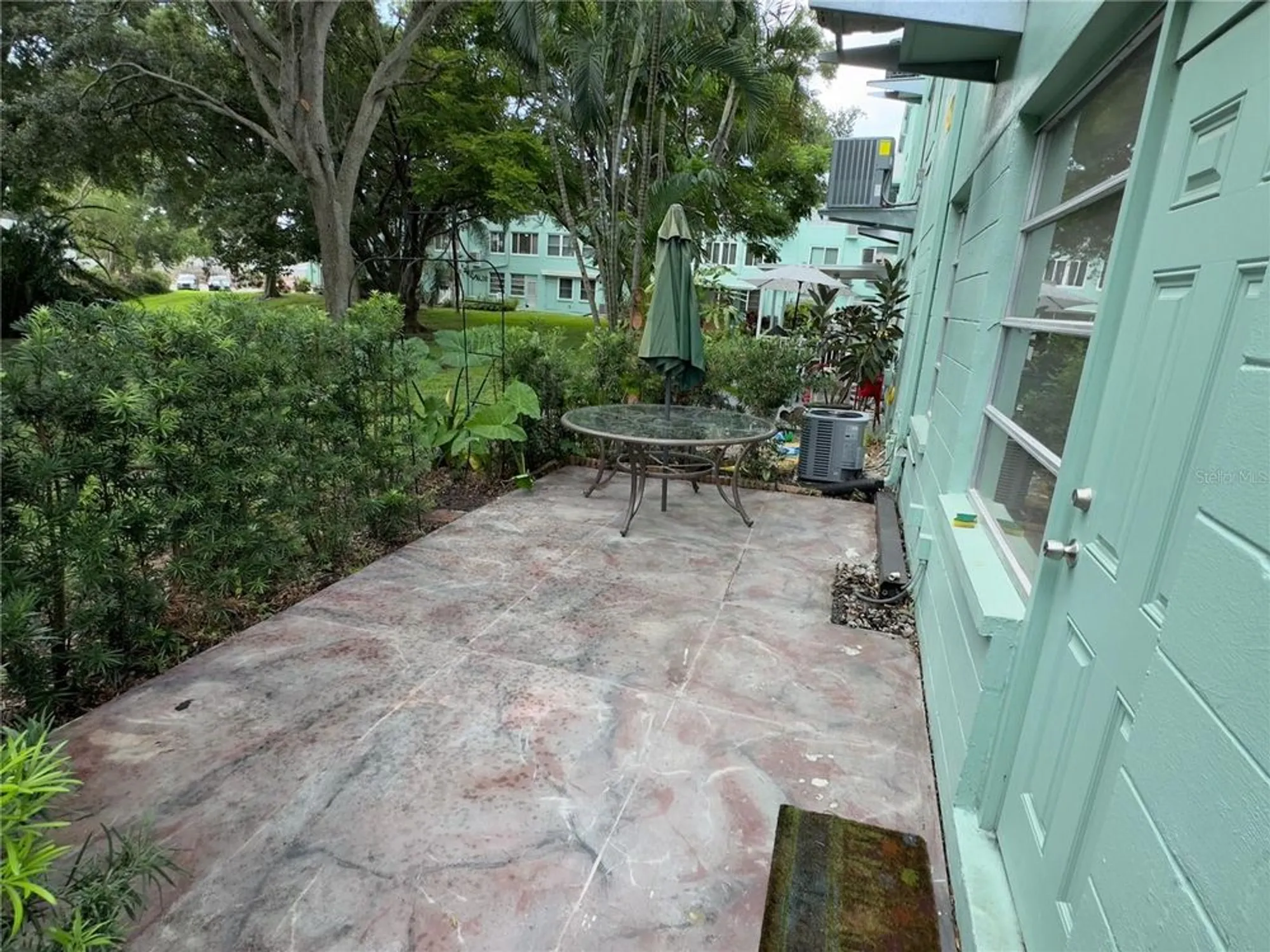 Property Slideshow image 13 of 14 | 2042 australia way 2, Clearwater, FL, 33763