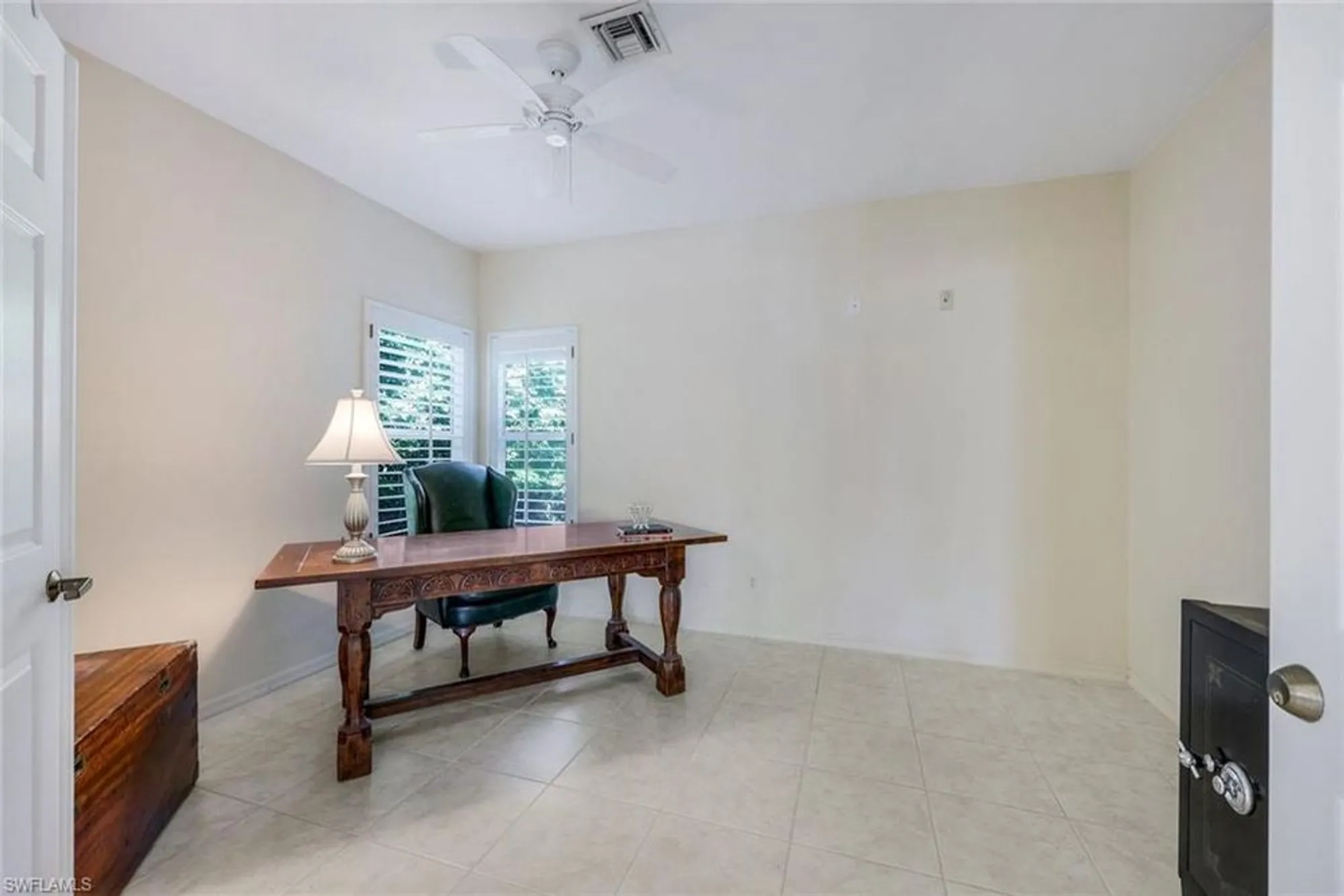 Property Slideshow image 10 of 29 | 27181 kindlewood ln, Bonita Springs, FL, 34134
