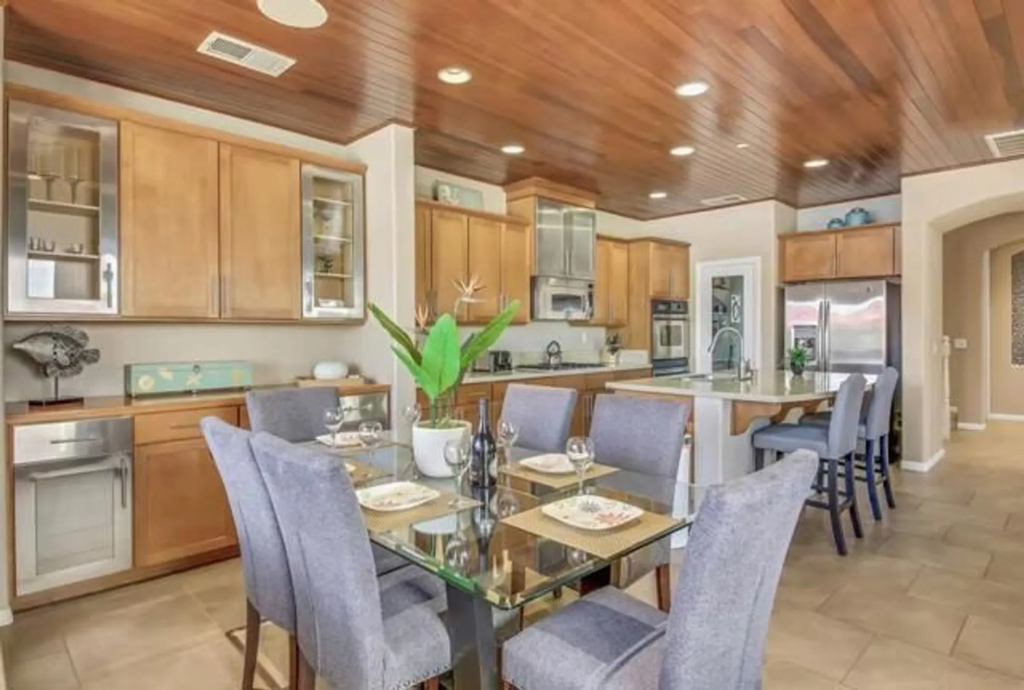 Property Slideshow image 11 of 36 | 43157 armonia ct, Indio, CA, 92203