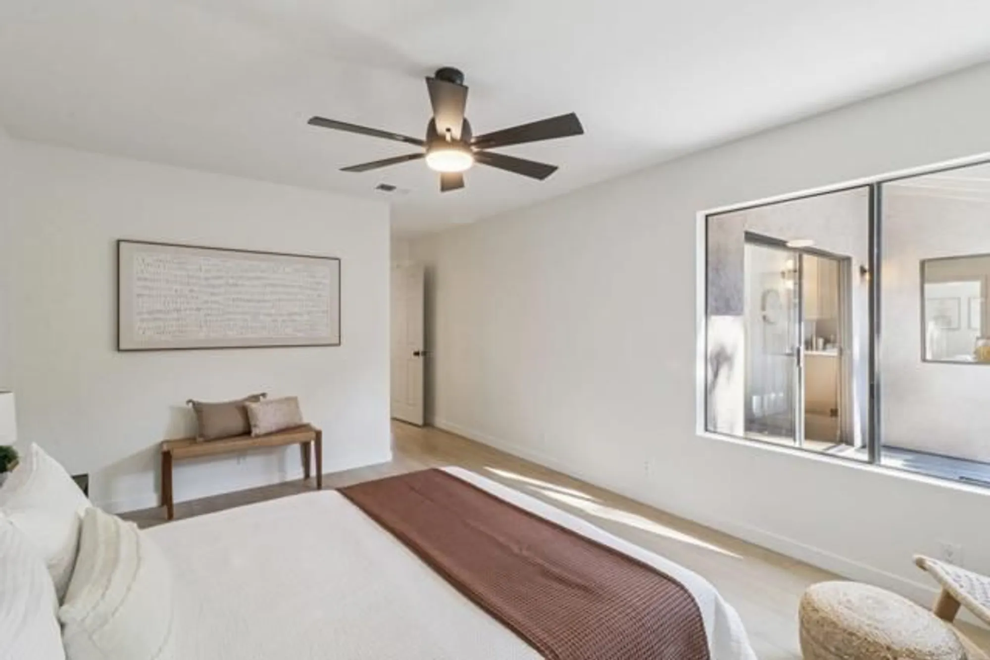 Property Slideshow image 16 of 36 | 737 nob cir, Vista, CA, 92084