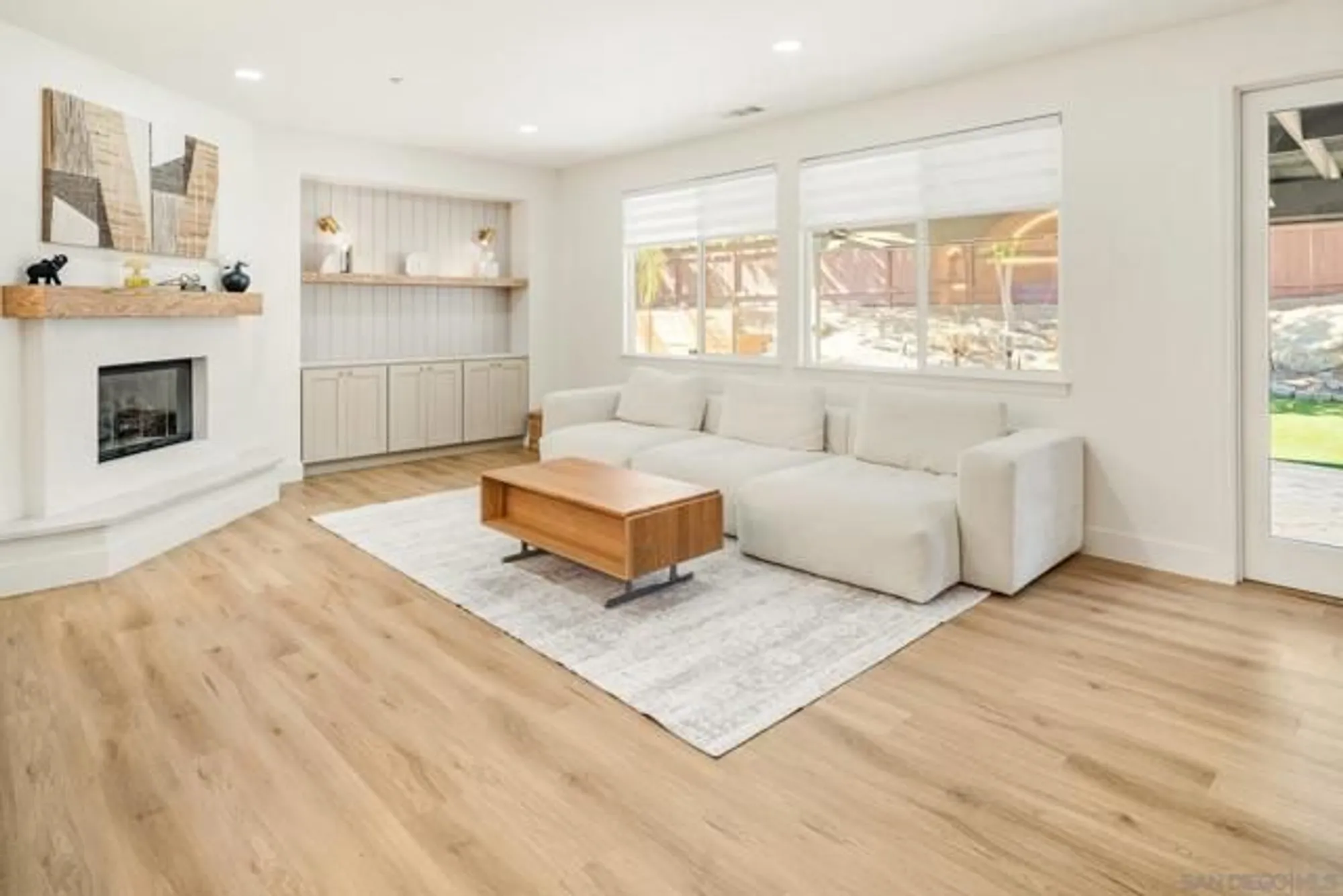 Property Slideshow image 11 of 61 | 10528 pinion trl, Escondido, CA, 92026