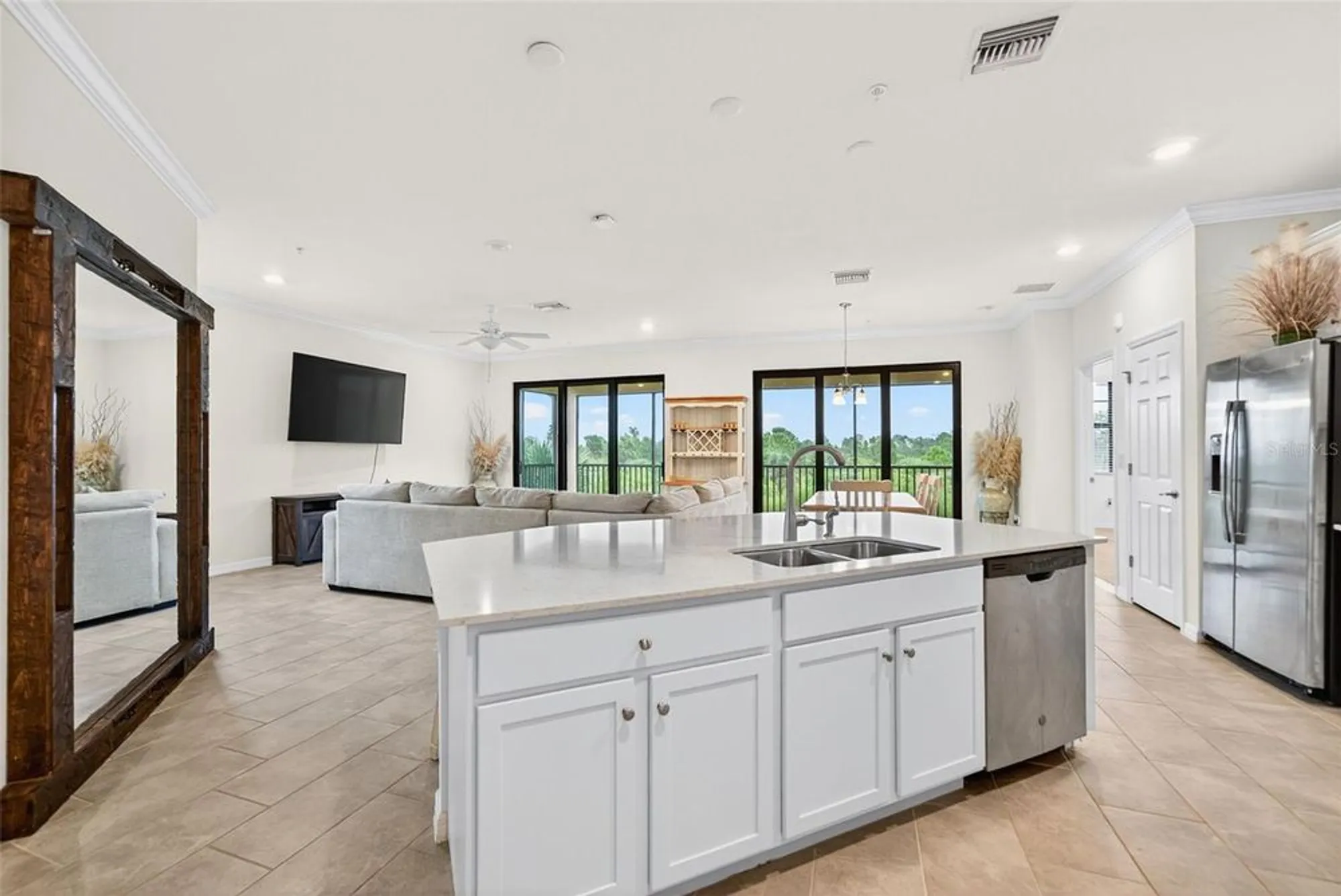 Property Slideshow image 21 of 91 | 10047 crooked creek dr 201, Venice, FL, 34293