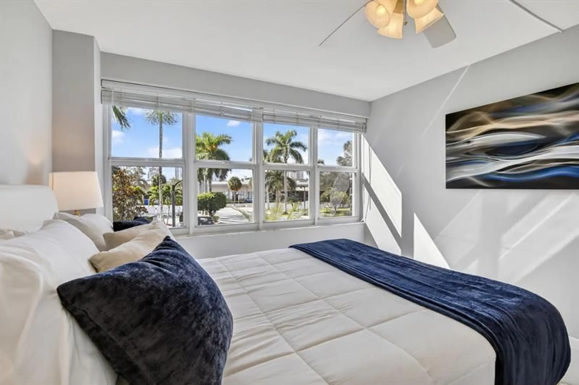 Property Slideshow image 16 of 28 | 3333 ne 34th st 209, Fort Lauderdale, FL, 33308