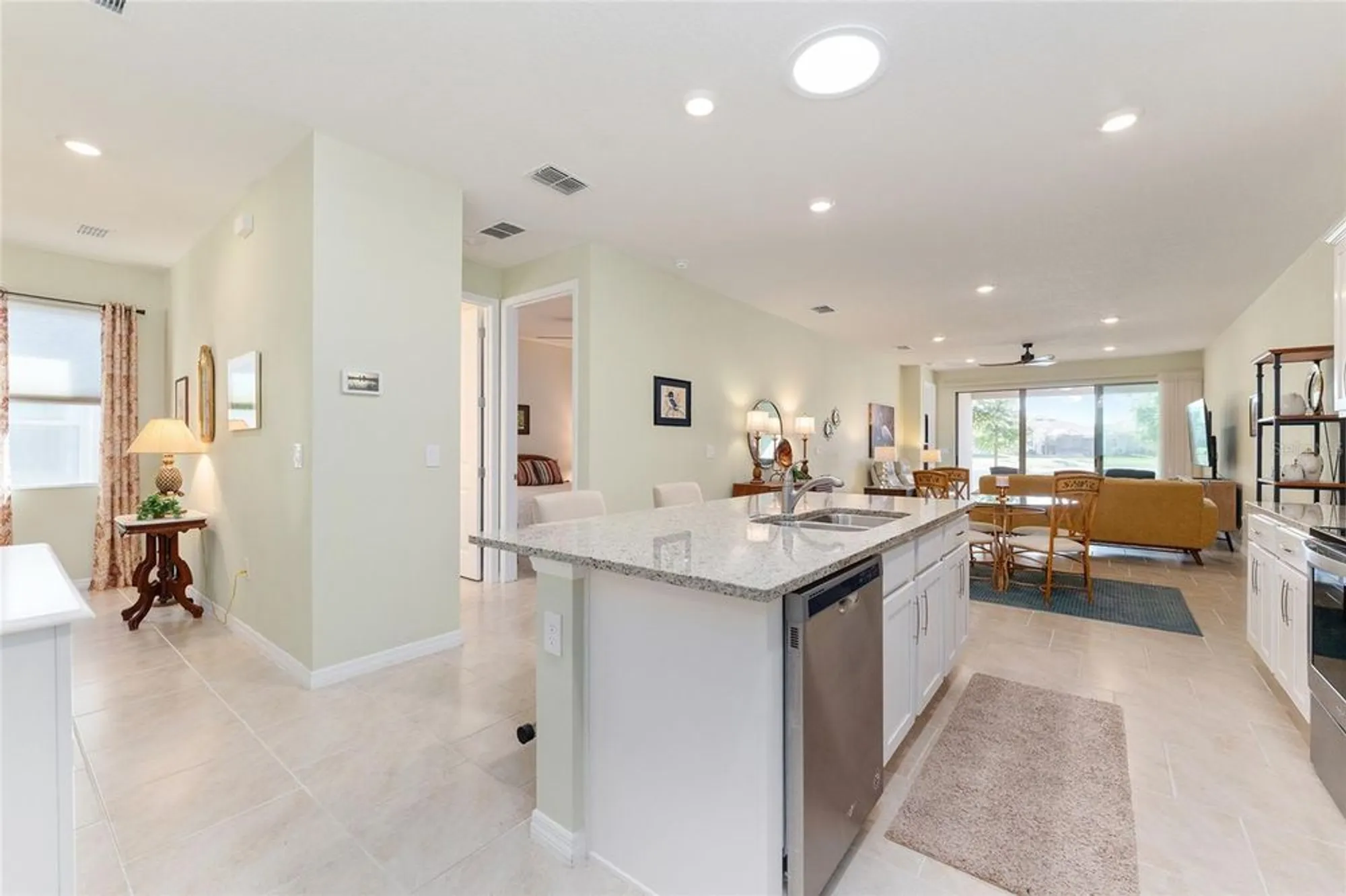 Property Slideshow image 12 of 77 | 17613 summersweet way, Clermont, FL, 34714